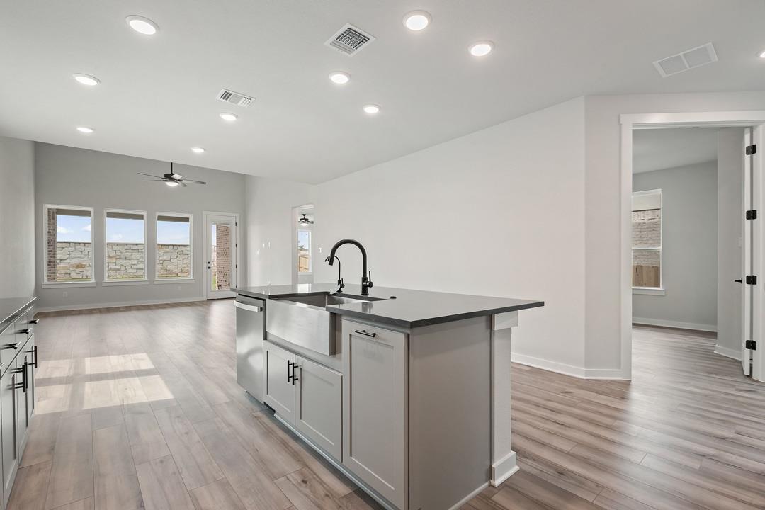 232 Brandywine Road, Hutto, TX 78634