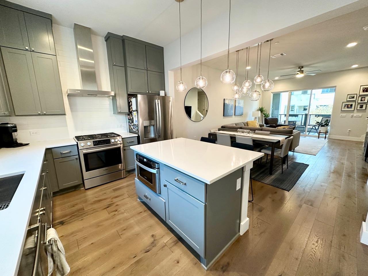 4404 Authentic Dr, Austin, TX 78731