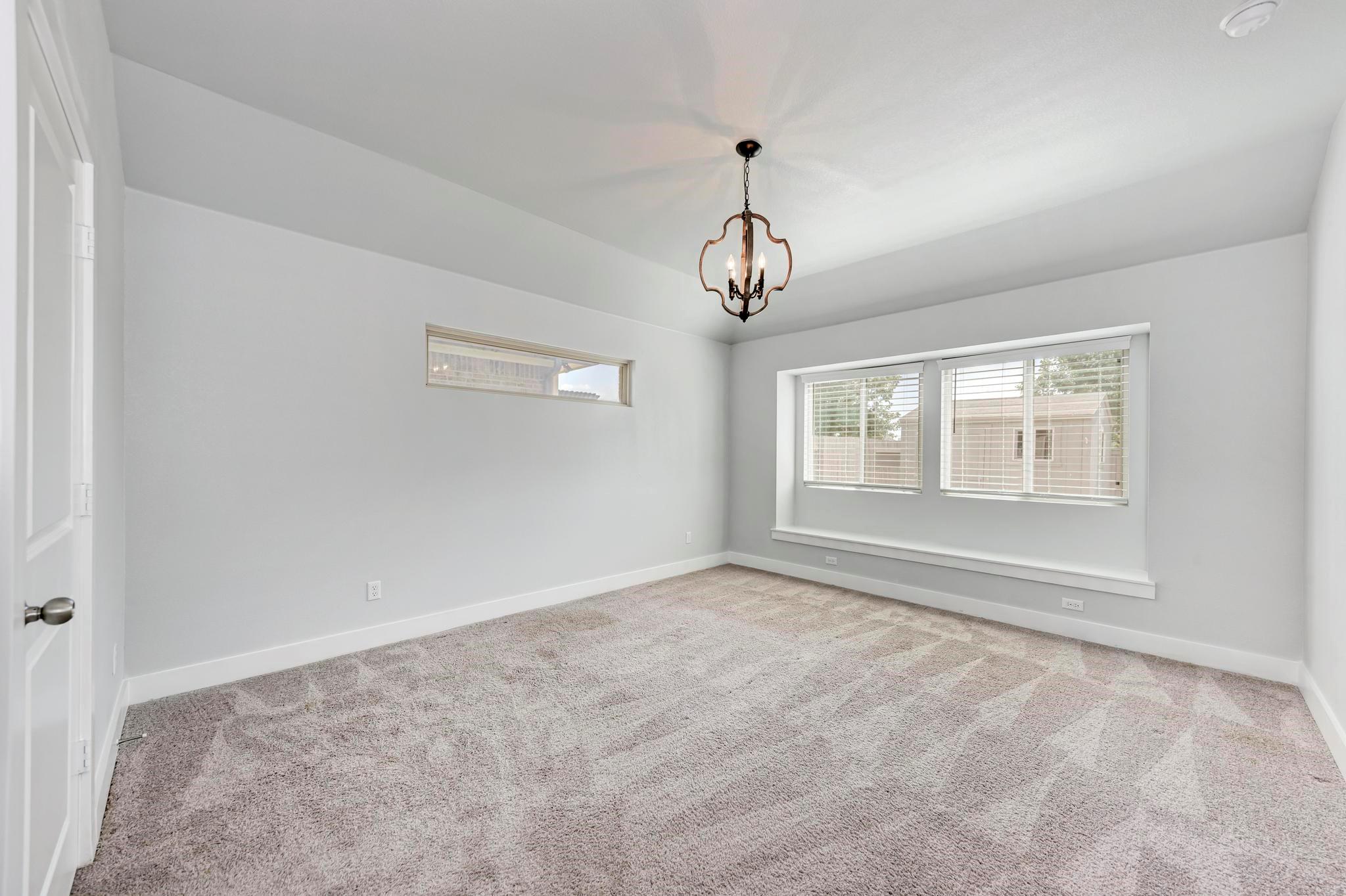 189 Tailwind Dr, Kyle, TX 78640