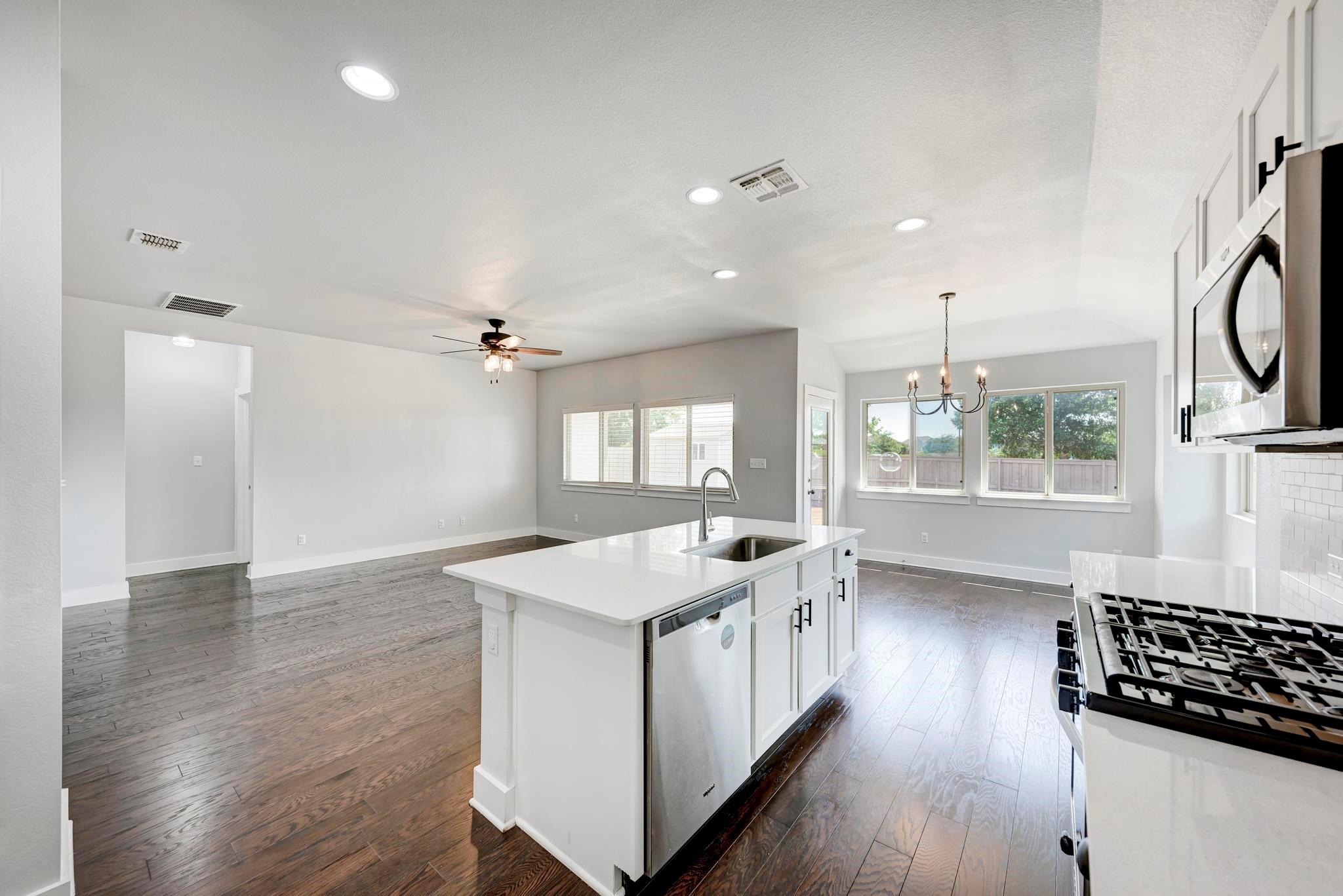 189 Tailwind Dr, Kyle, TX 78640