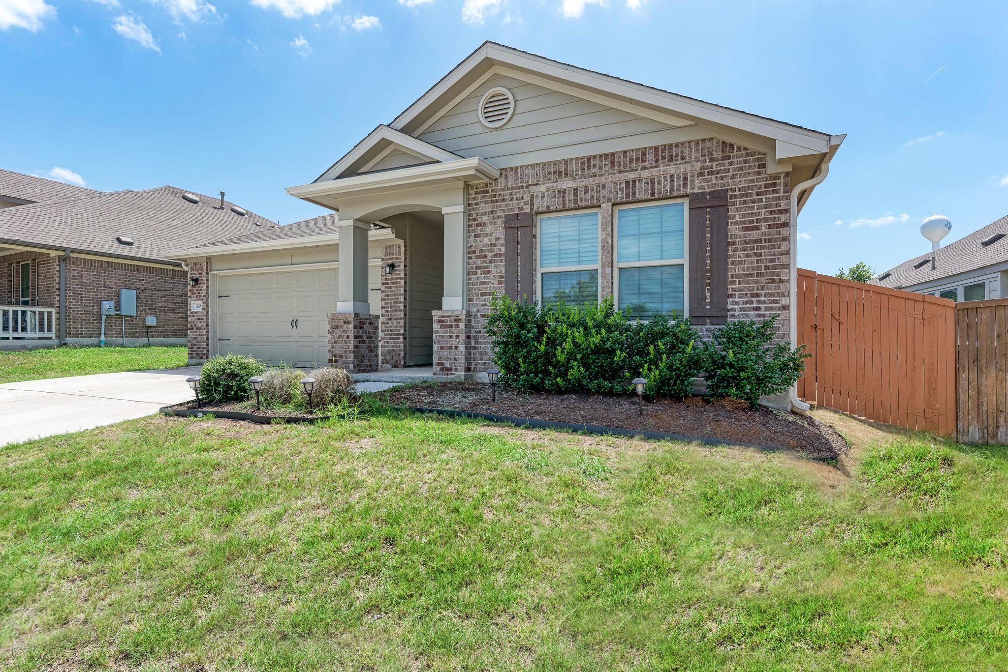 189 Tailwind Dr, Kyle, TX 78640