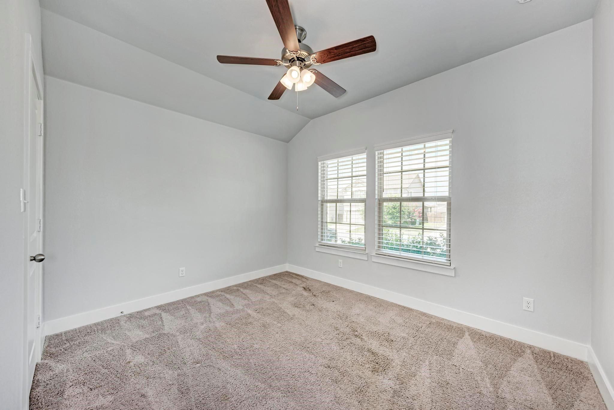 189 Tailwind Dr, Kyle, TX 78640