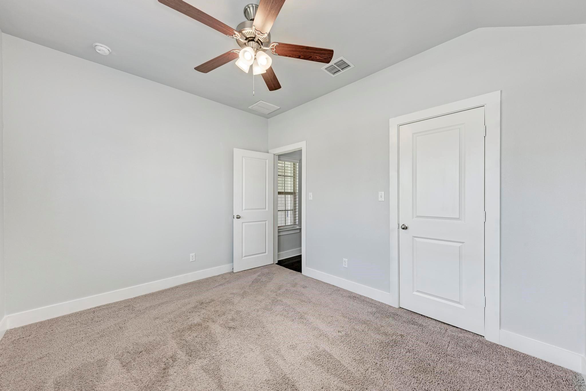 189 Tailwind Dr, Kyle, TX 78640