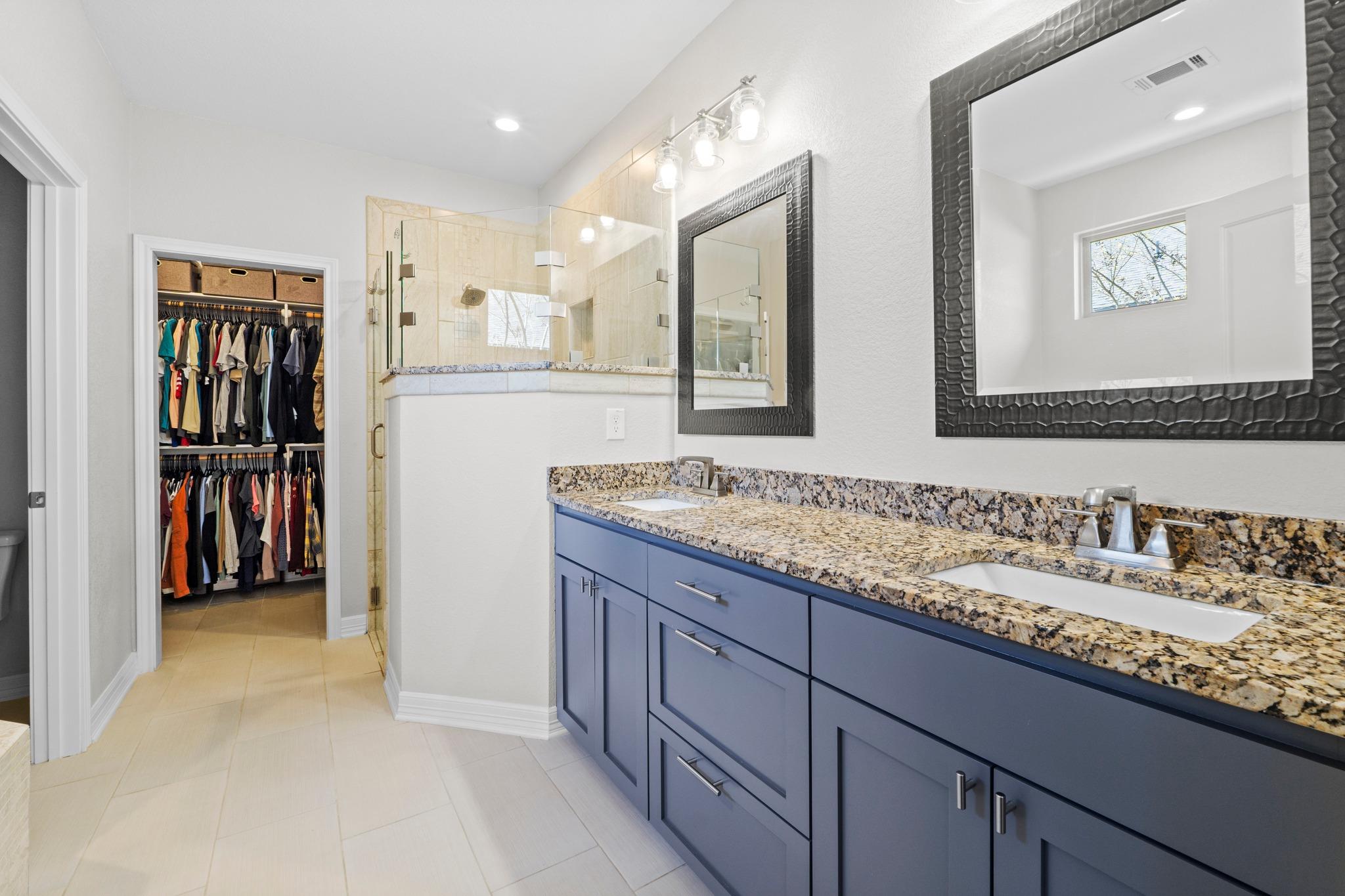 3905 Clinton Ln, Lago Vista, TX 78645