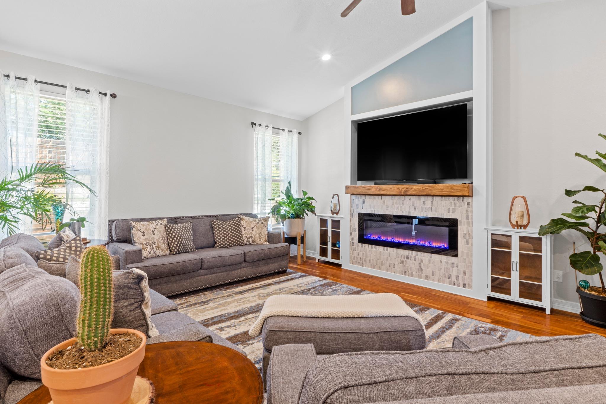 3905 Clinton Ln, Lago Vista, TX 78645