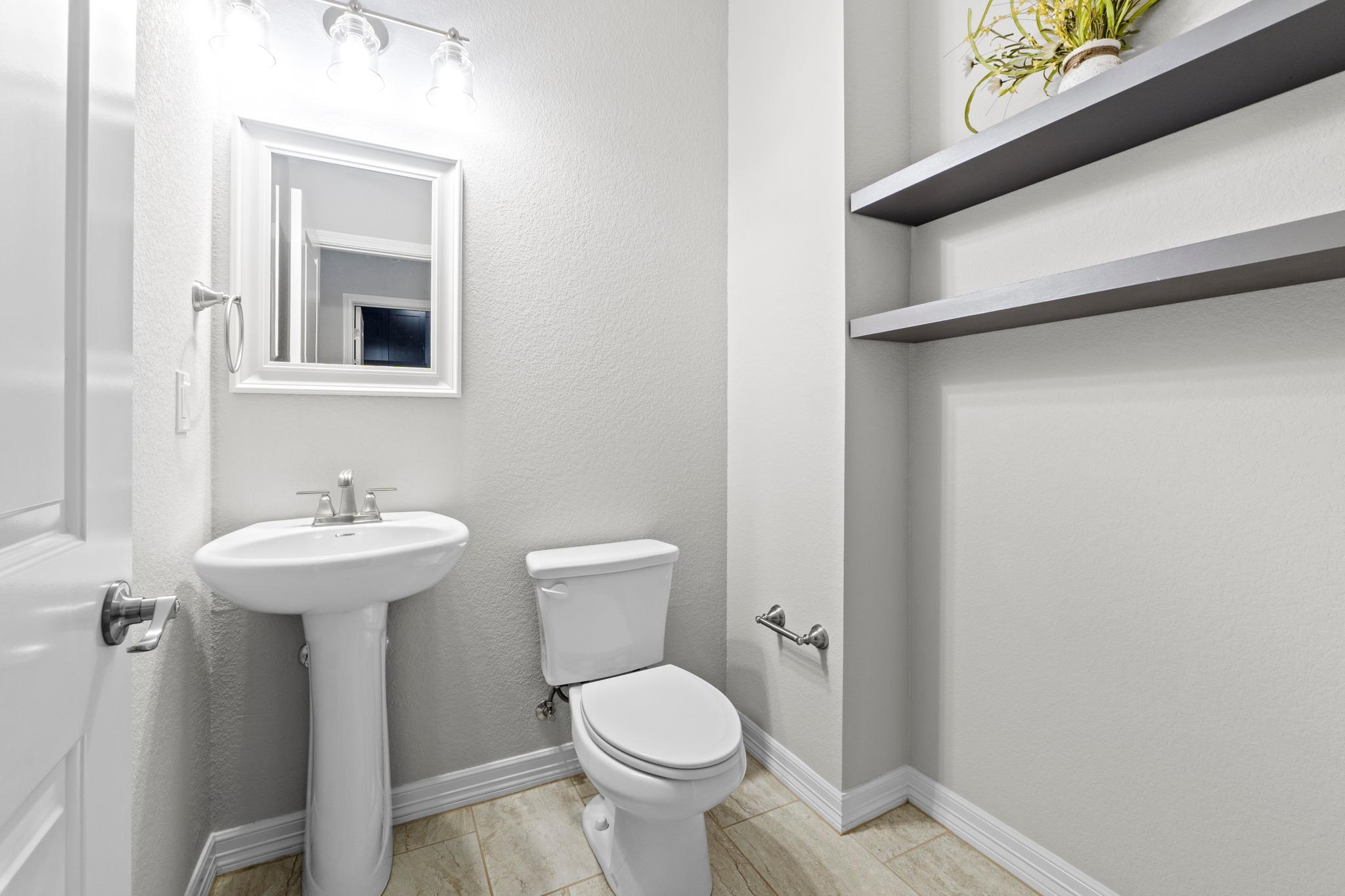 3905 Clinton Ln, Lago Vista, TX 78645