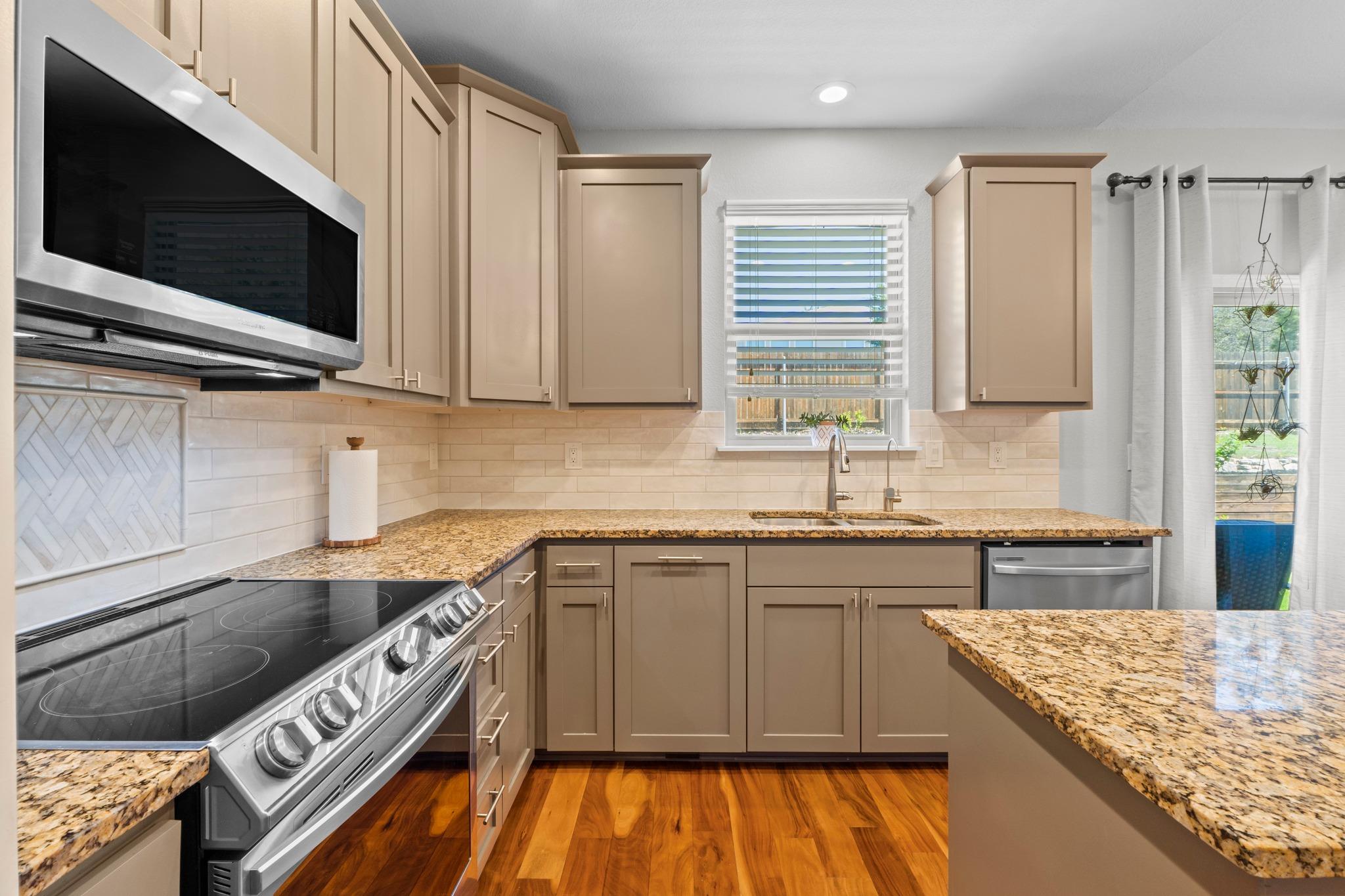 3905 Clinton Ln, Lago Vista, TX 78645