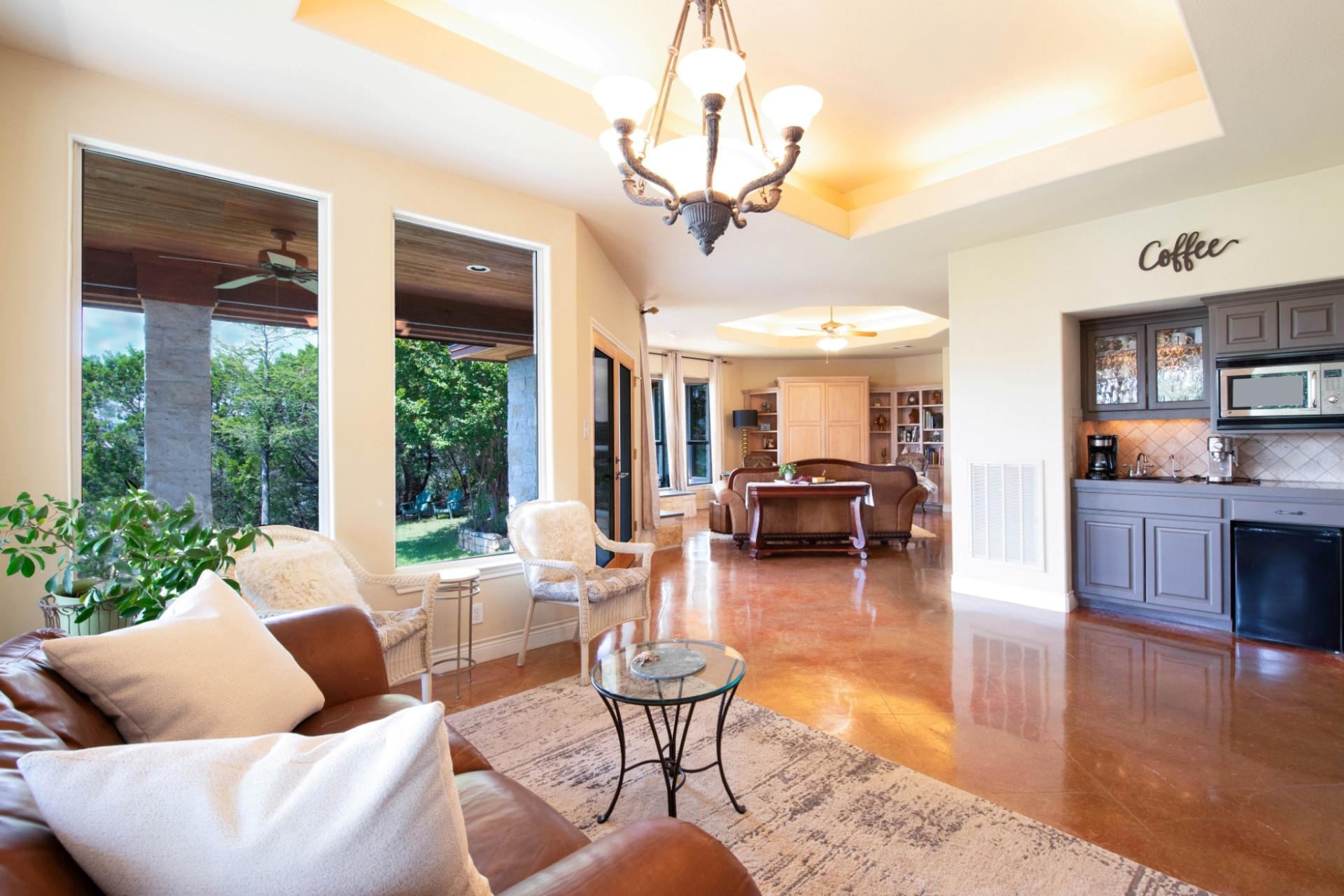 25400 River Rd, Spicewood, TX 78669