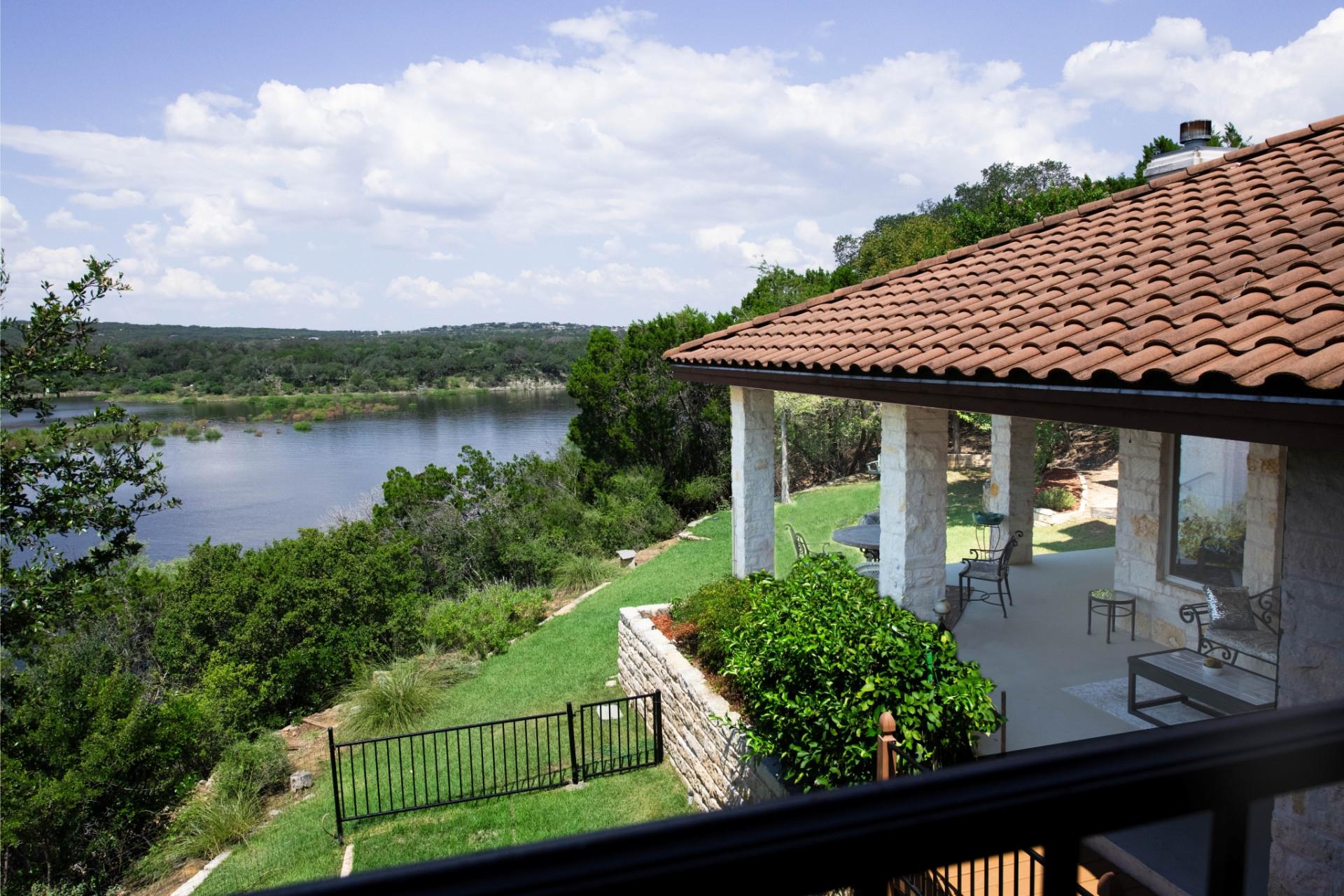 25400 River Rd, Spicewood, TX 78669