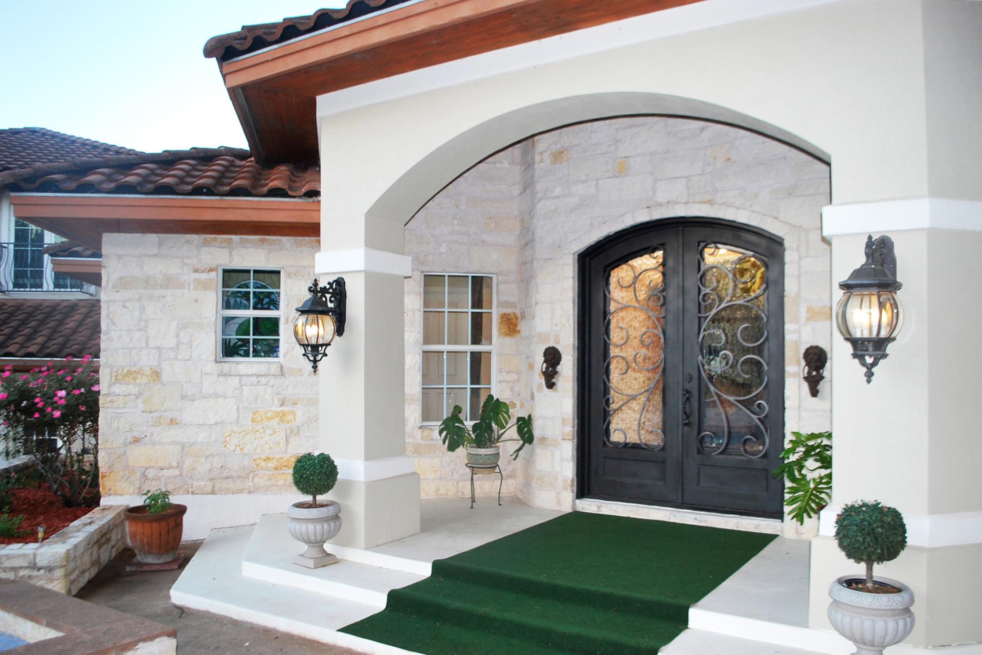 25400 River Rd, Spicewood, TX 78669