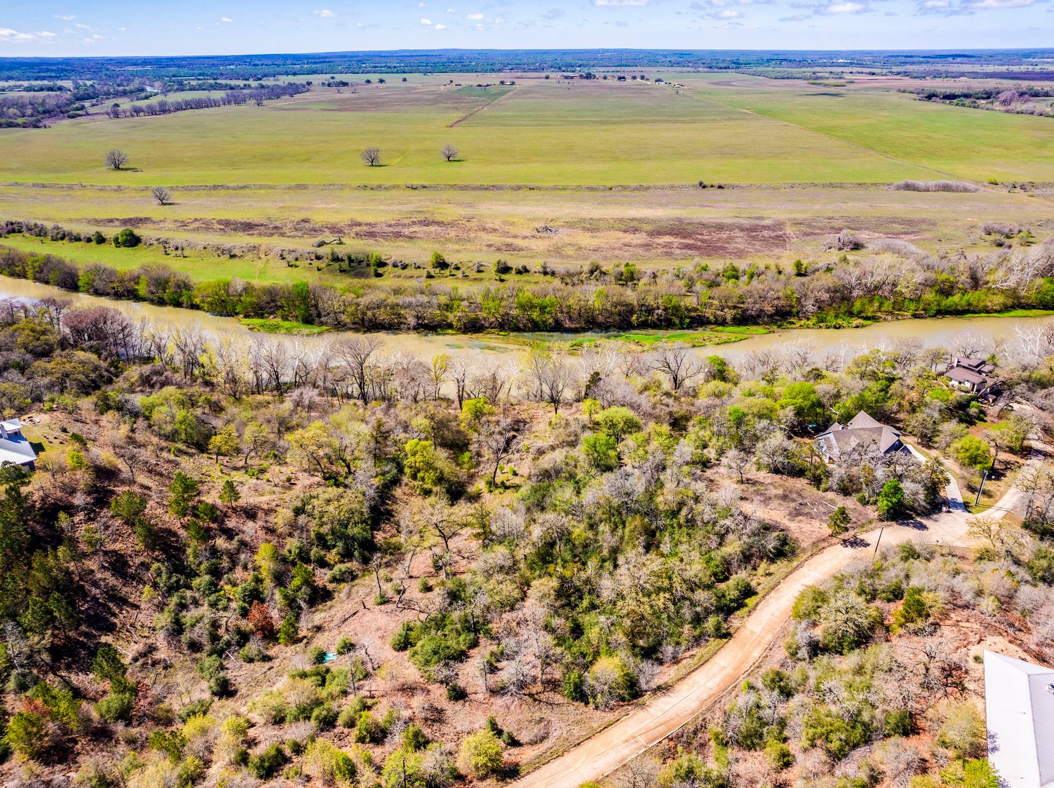 119 & 123 McCarthy Dr, Bastrop, TX 78602