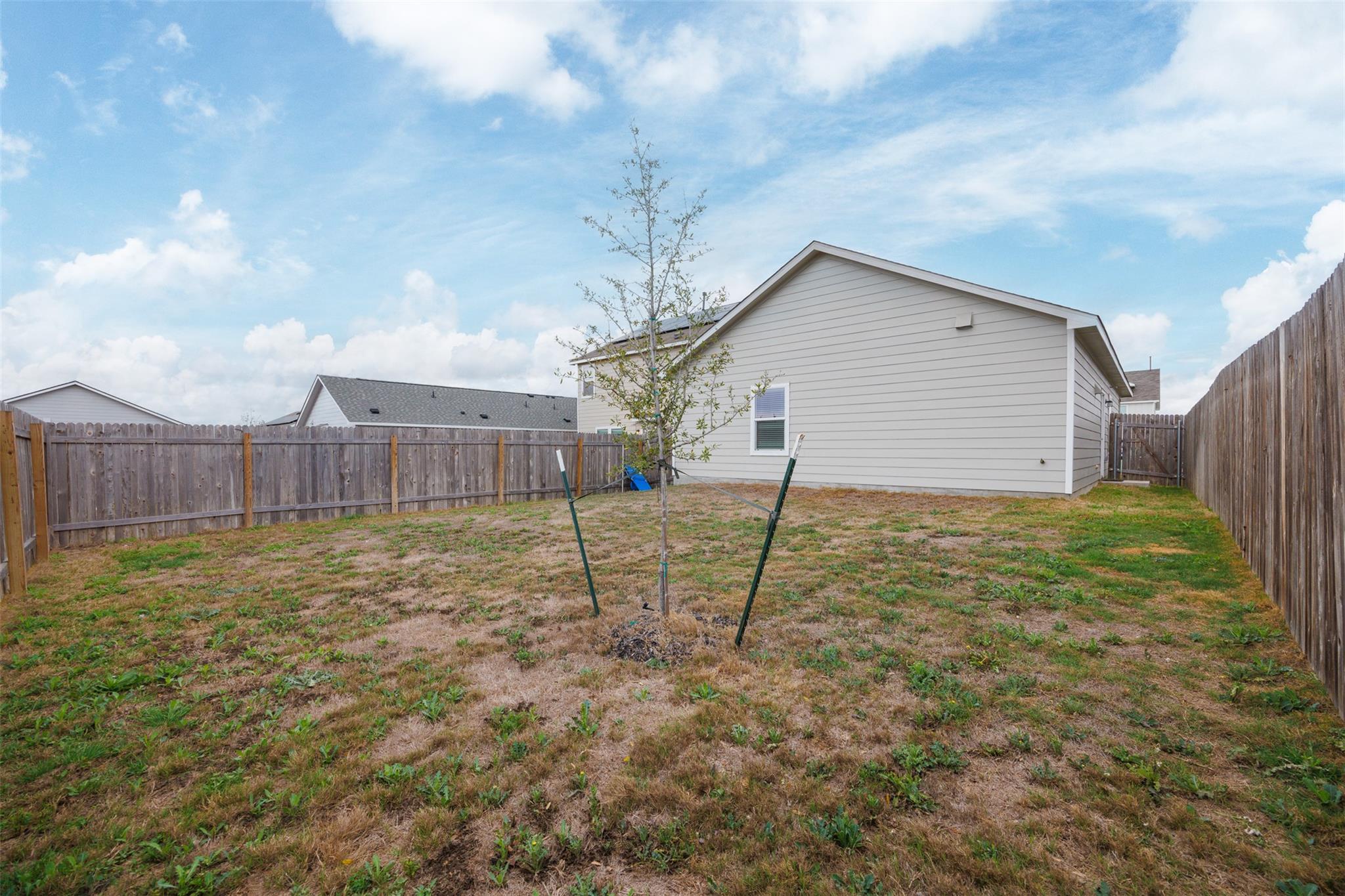 257 Muscovy Dr, Kyle, TX 78640