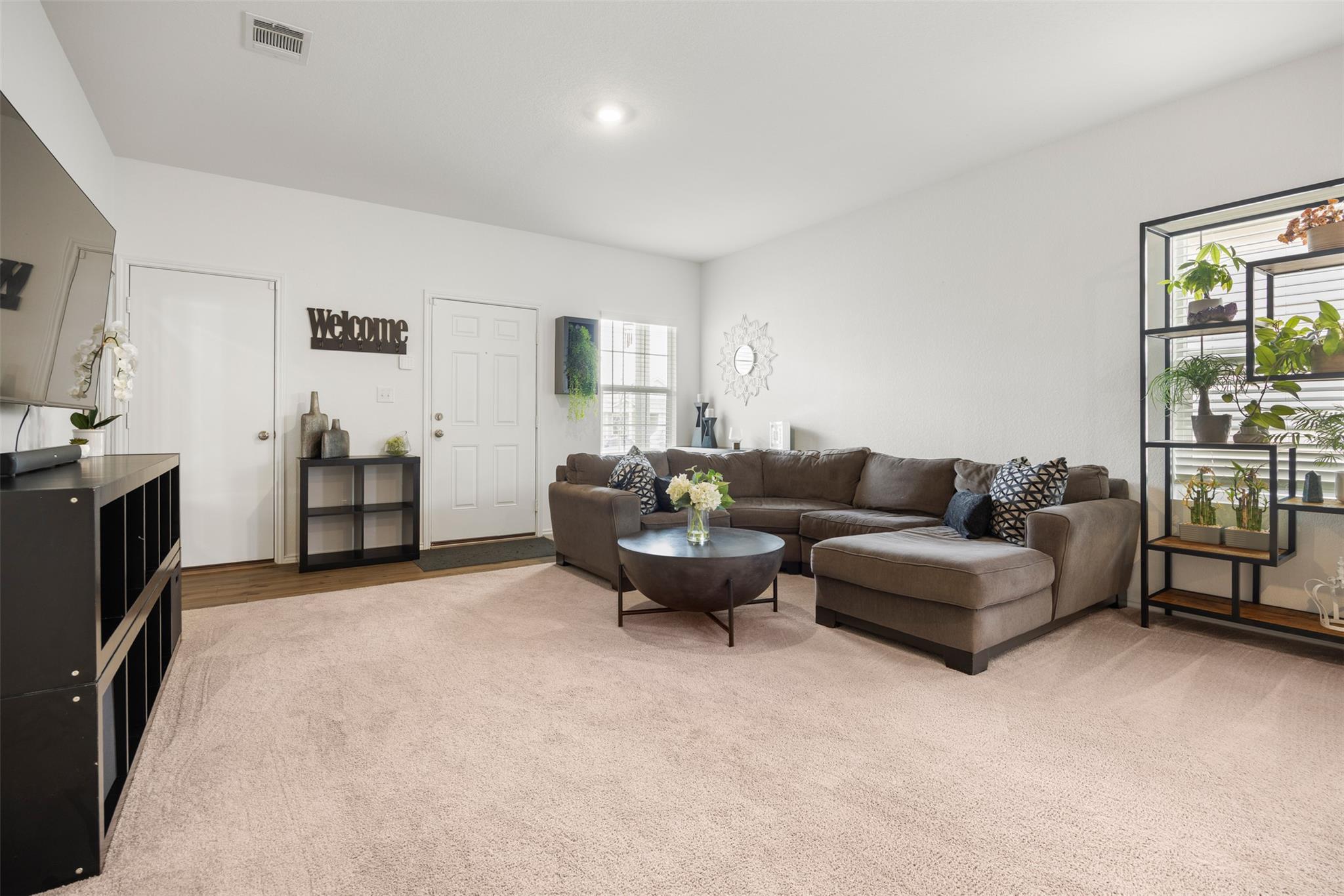 257 Muscovy Dr, Kyle, TX 78640