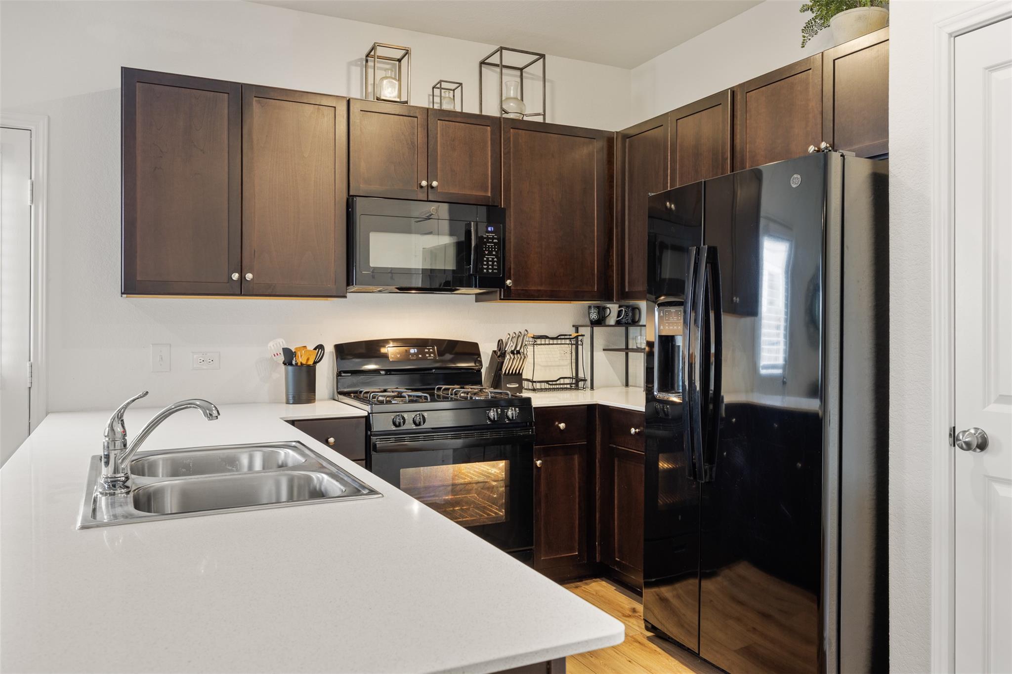 257 Muscovy Dr, Kyle, TX 78640