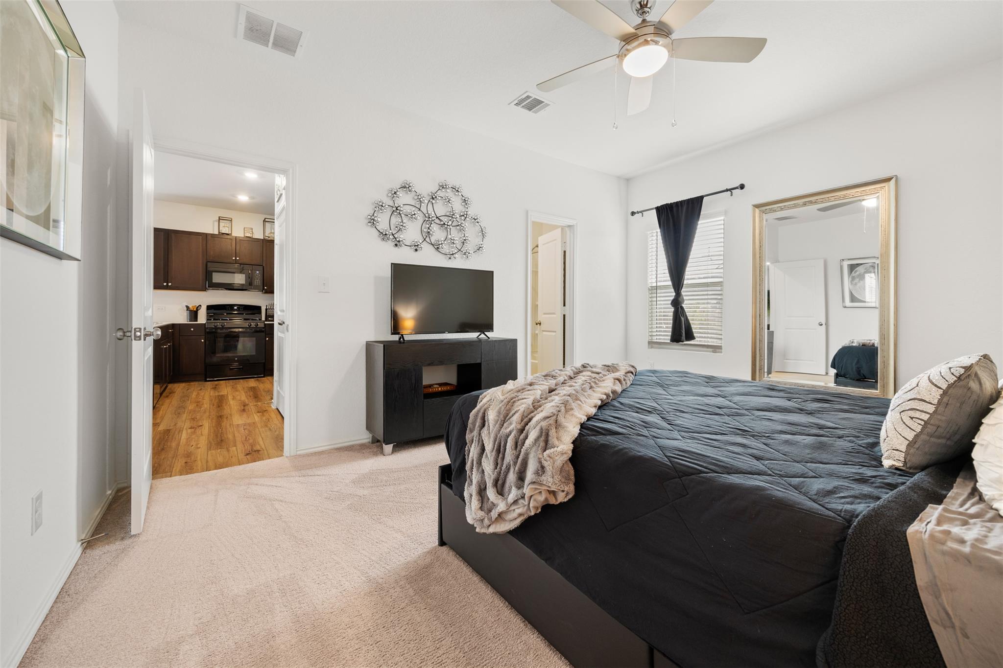 257 Muscovy Dr, Kyle, TX 78640