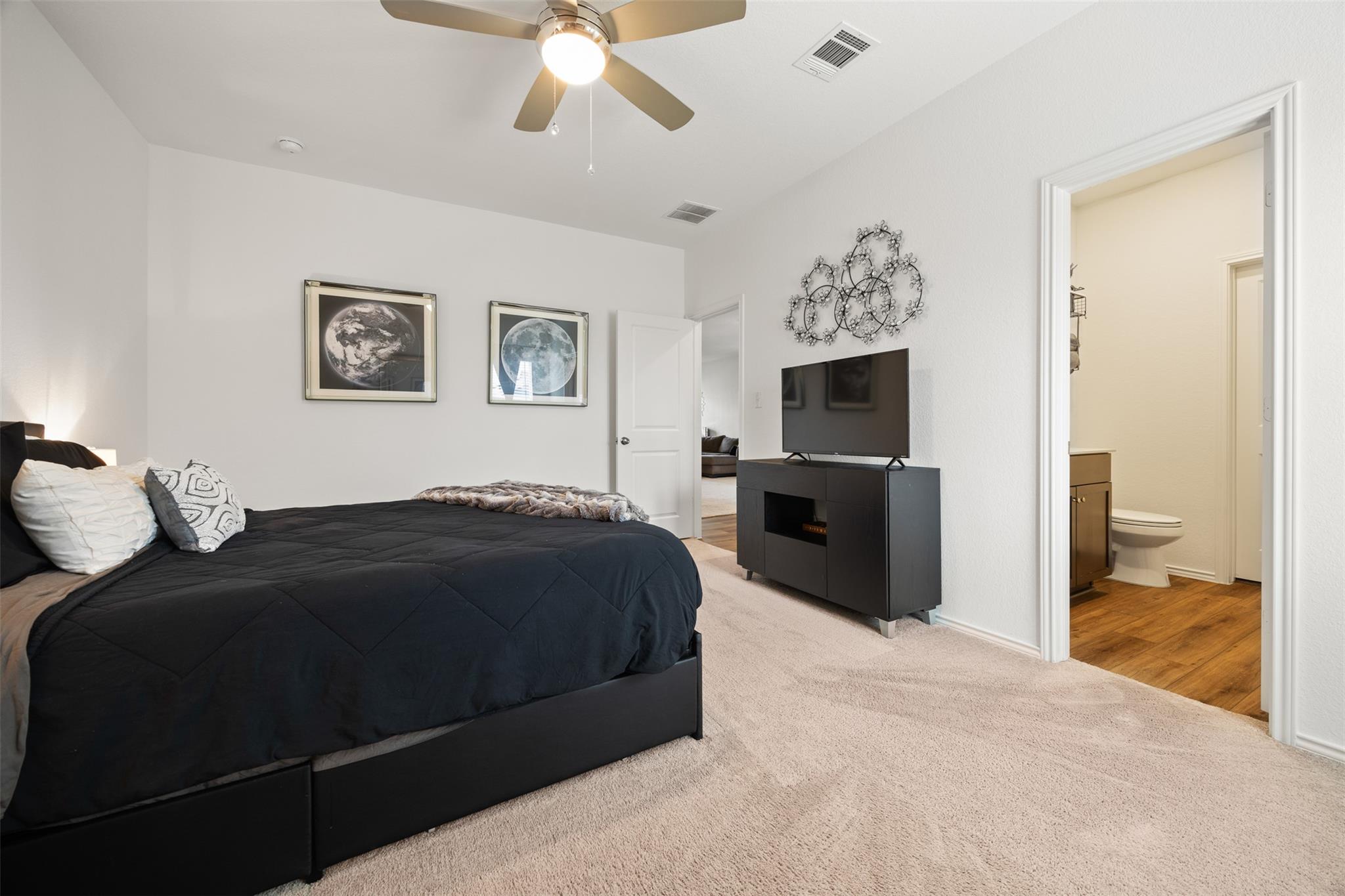 257 Muscovy Dr, Kyle, TX 78640