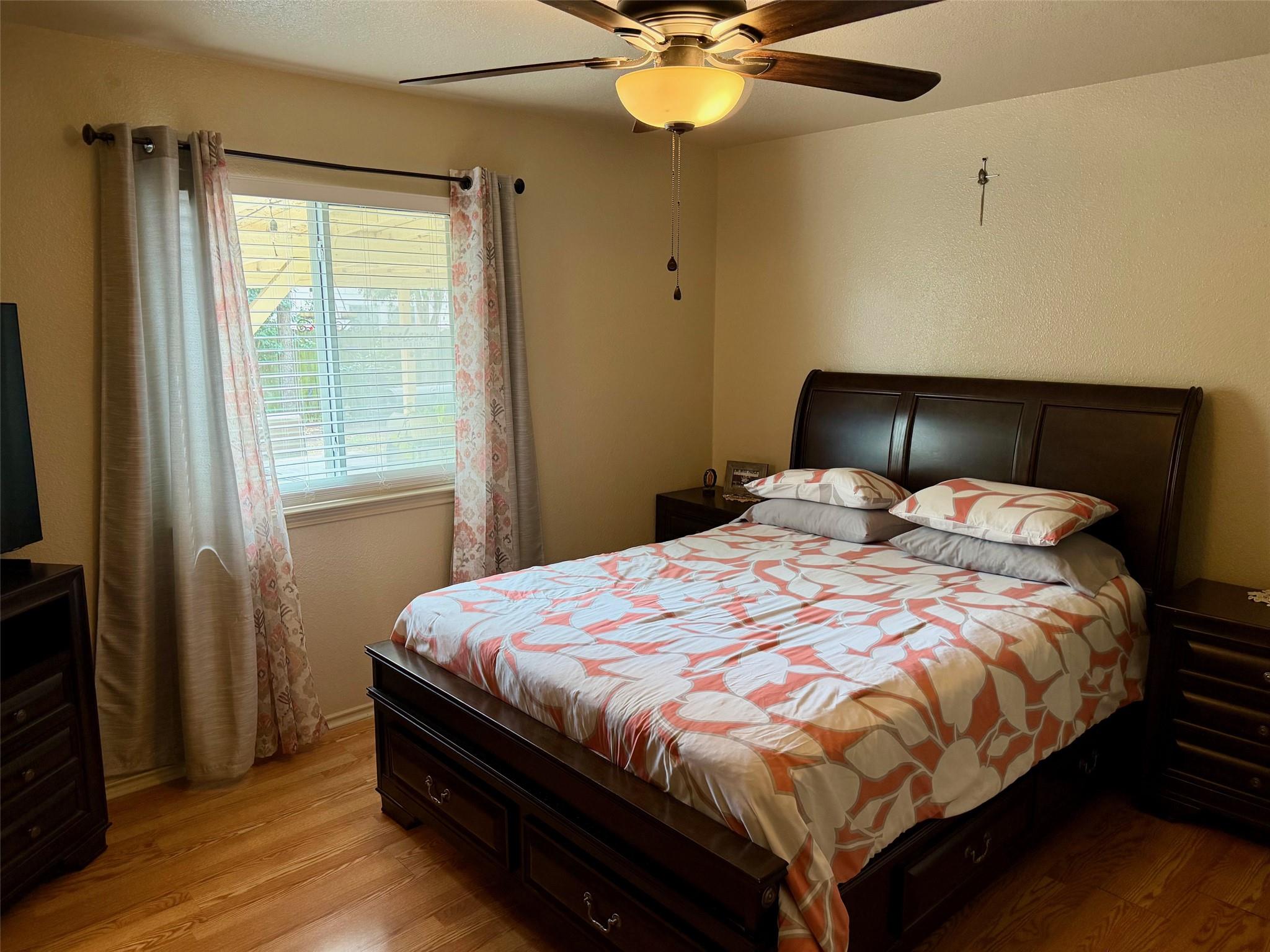 6909 Sabrina Dr, Austin, TX 78747