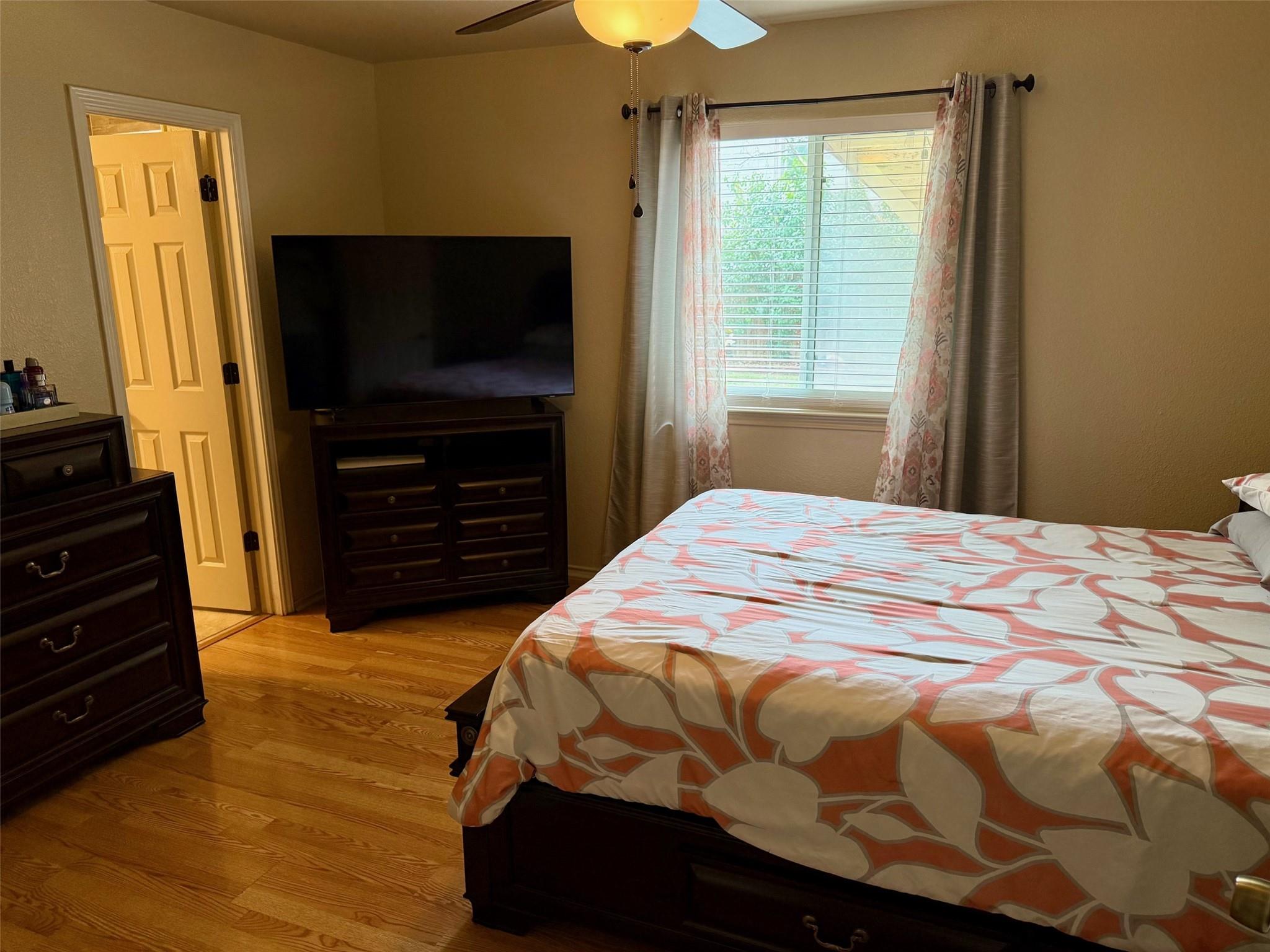 6909 Sabrina Dr, Austin, TX 78747