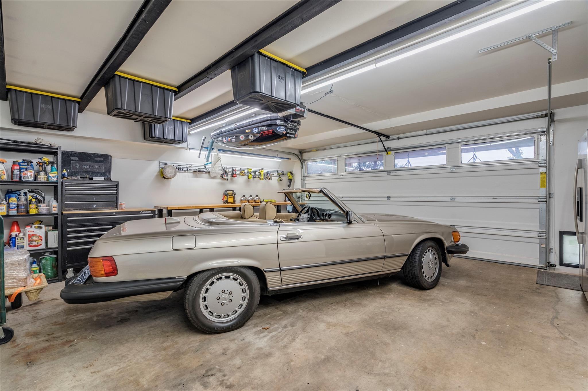 111 Highlander St, Lakeway, TX 78734