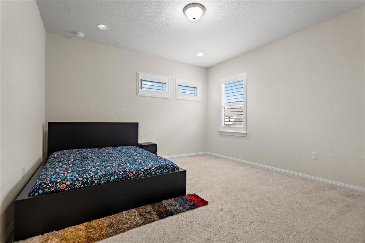 9033 Rattlesnake Trl, Austin, TX 78717