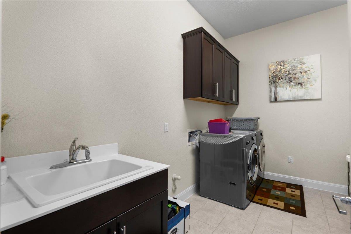 9033 Rattlesnake Trl, Austin, TX 78717