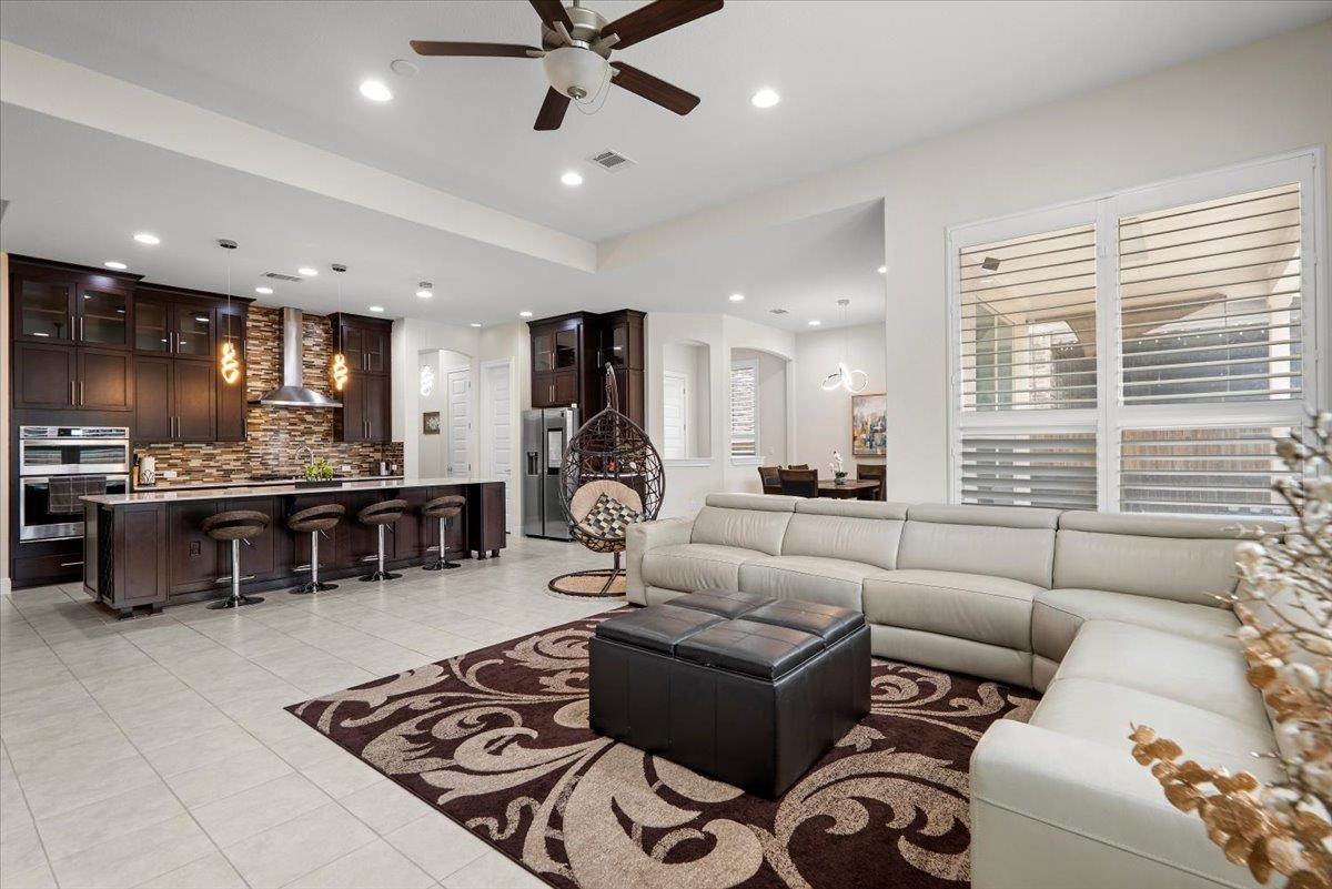 9033 Rattlesnake Trl, Austin, TX 78717