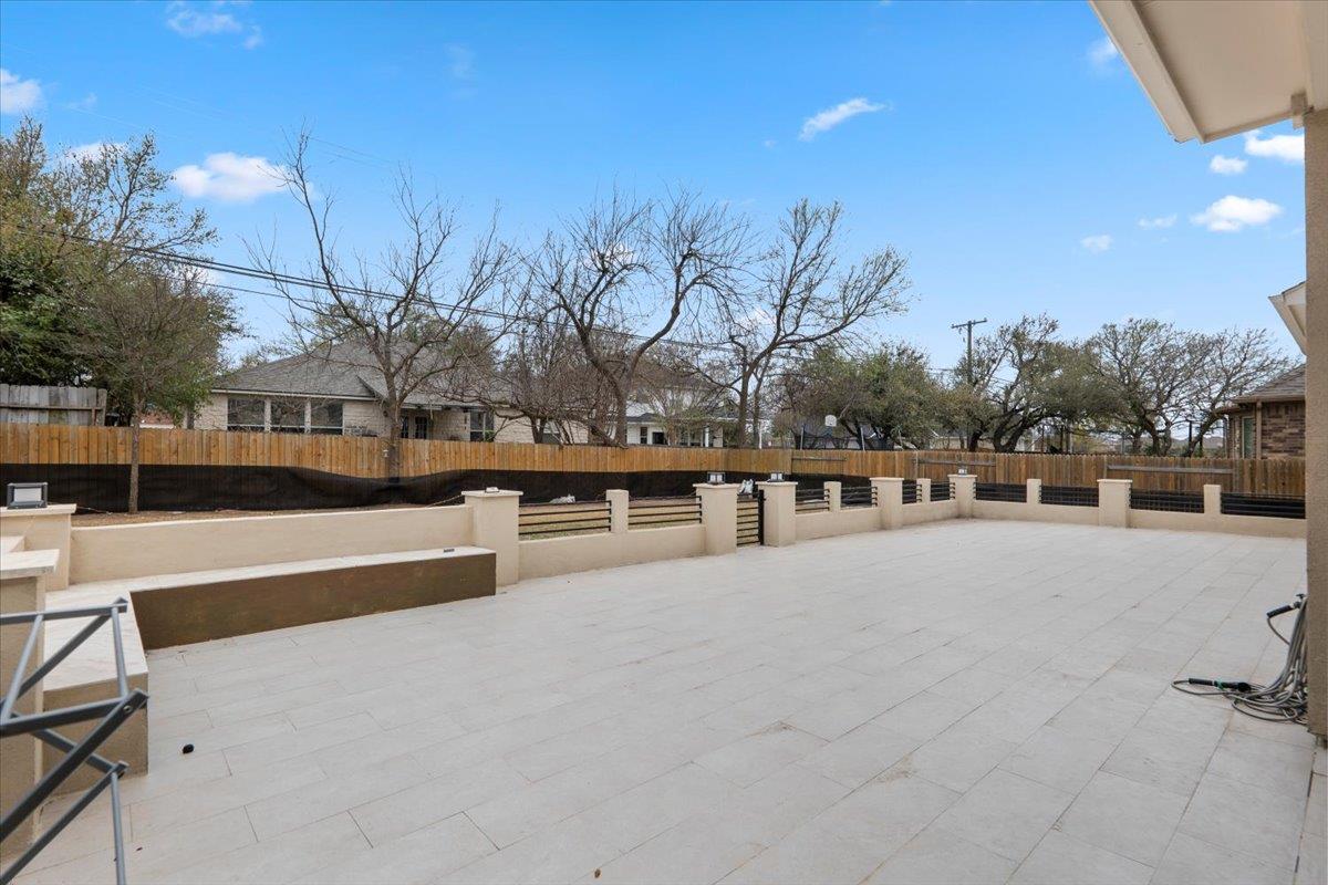 9033 Rattlesnake Trl, Austin, TX 78717