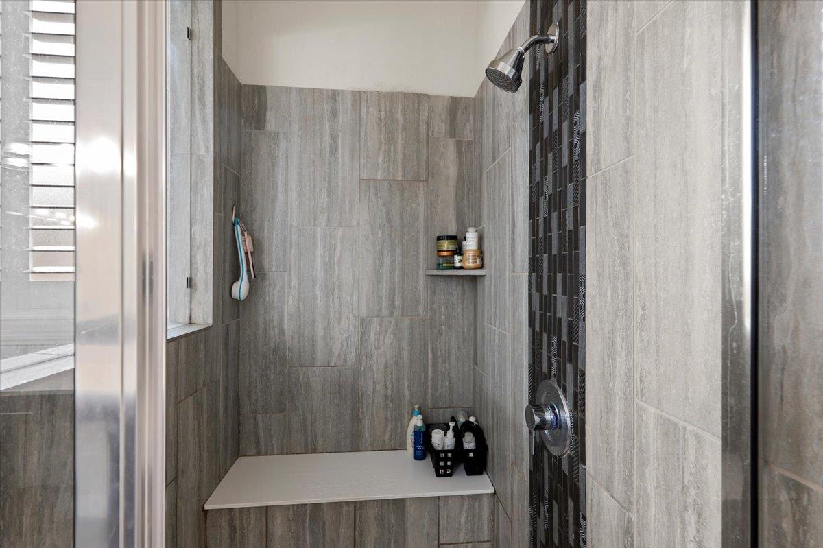 9033 Rattlesnake Trl, Austin, TX 78717