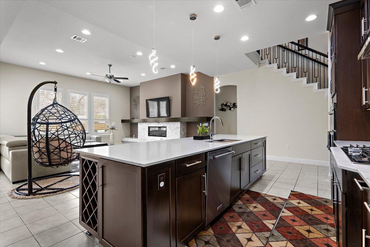 9033 Rattlesnake Trl, Austin, TX 78717