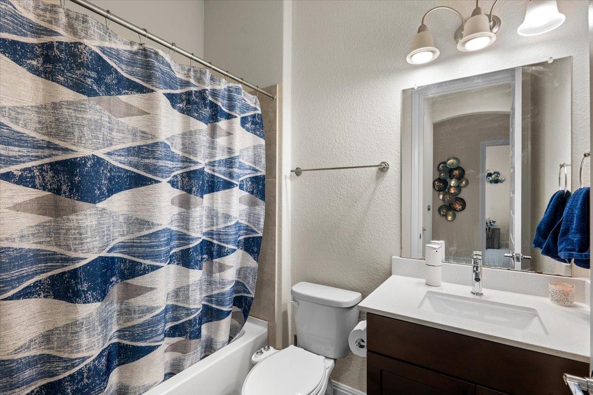 9033 Rattlesnake Trl, Austin, TX 78717