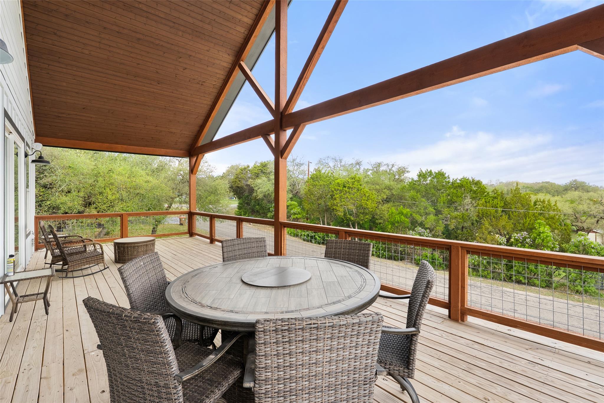 3160 Lakeview Dr, Canyon Lake, TX 78133