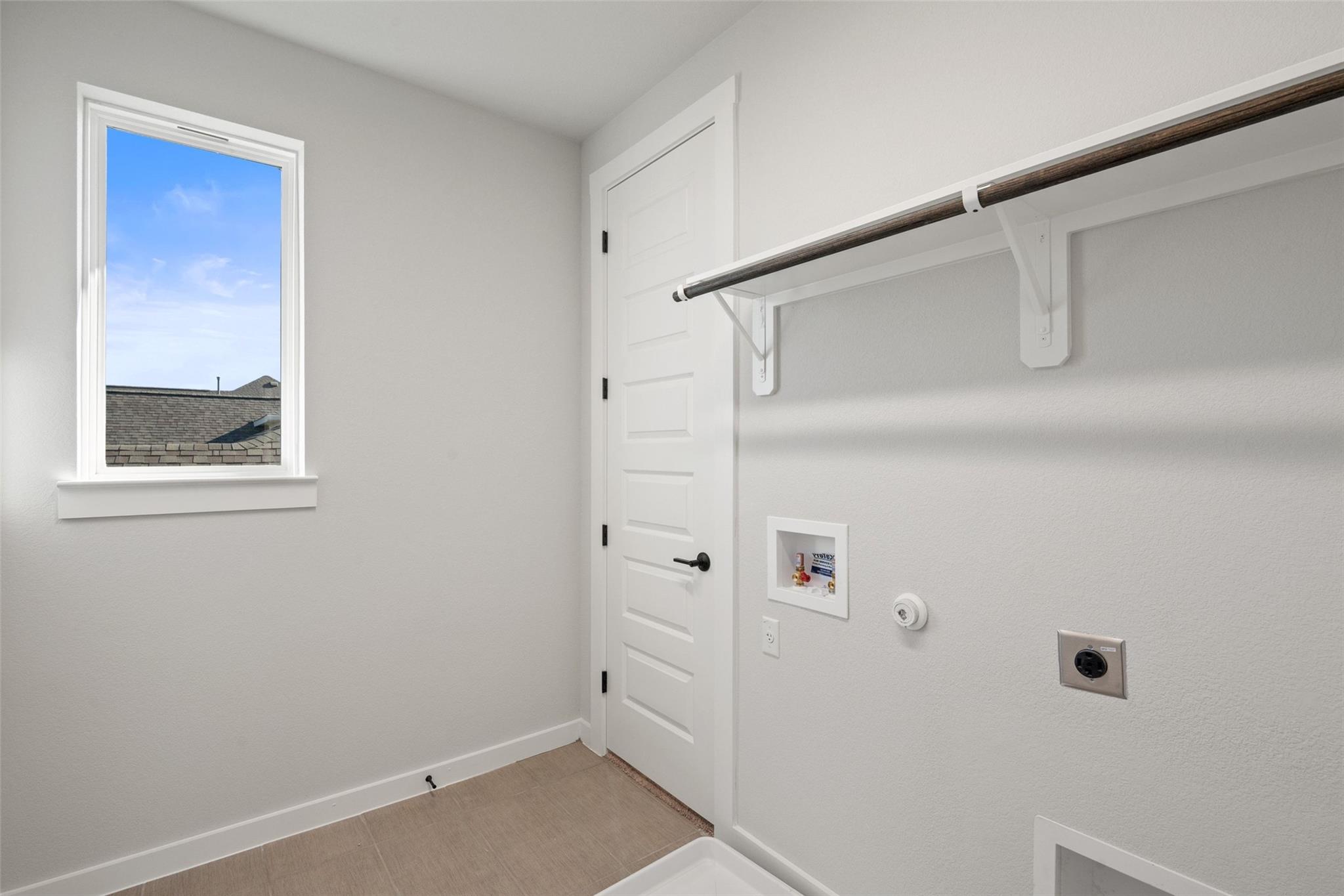 344 Brandywine Road, Hutto, TX 78634