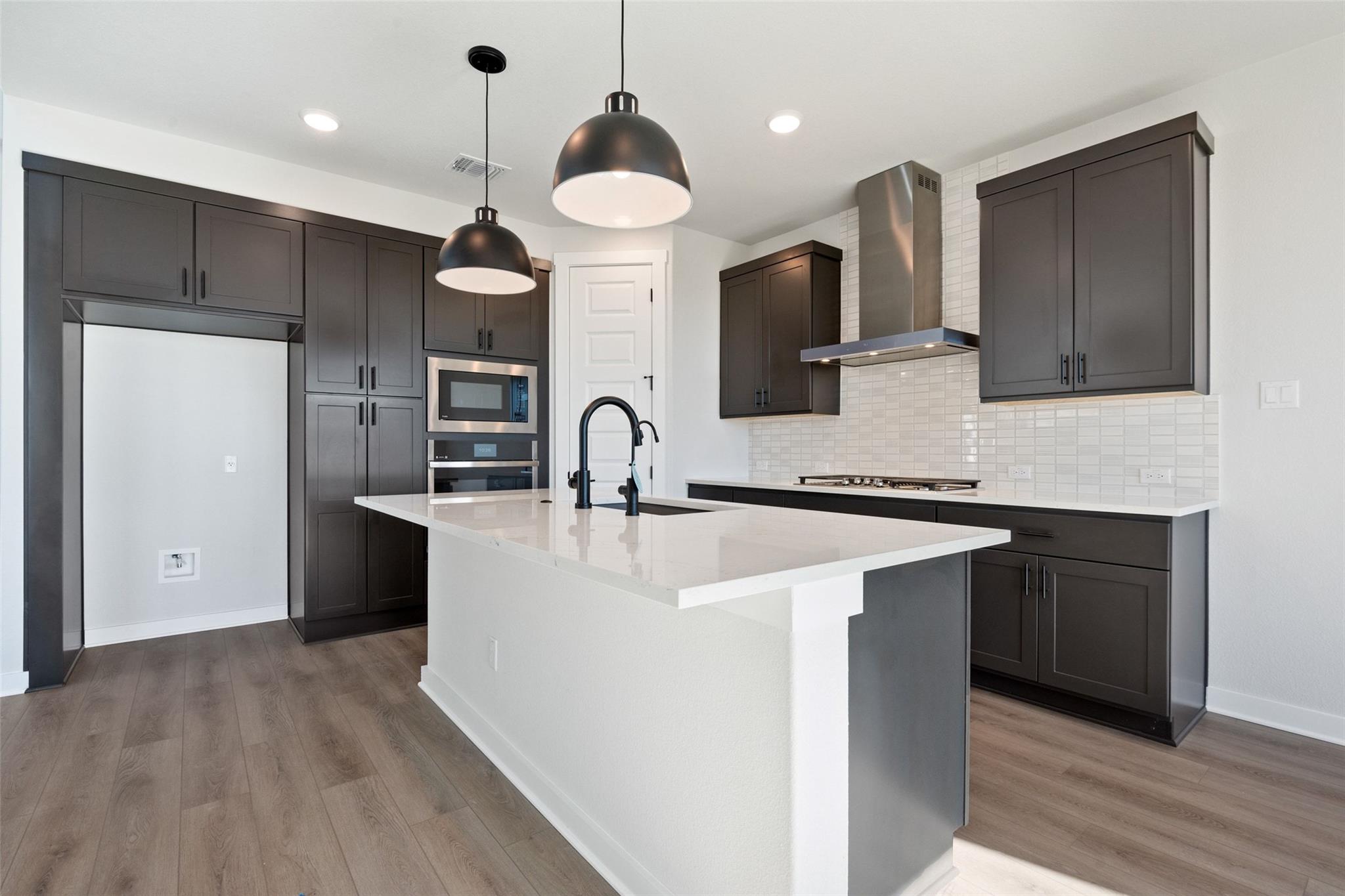 344 Brandywine Road, Hutto, TX 78634