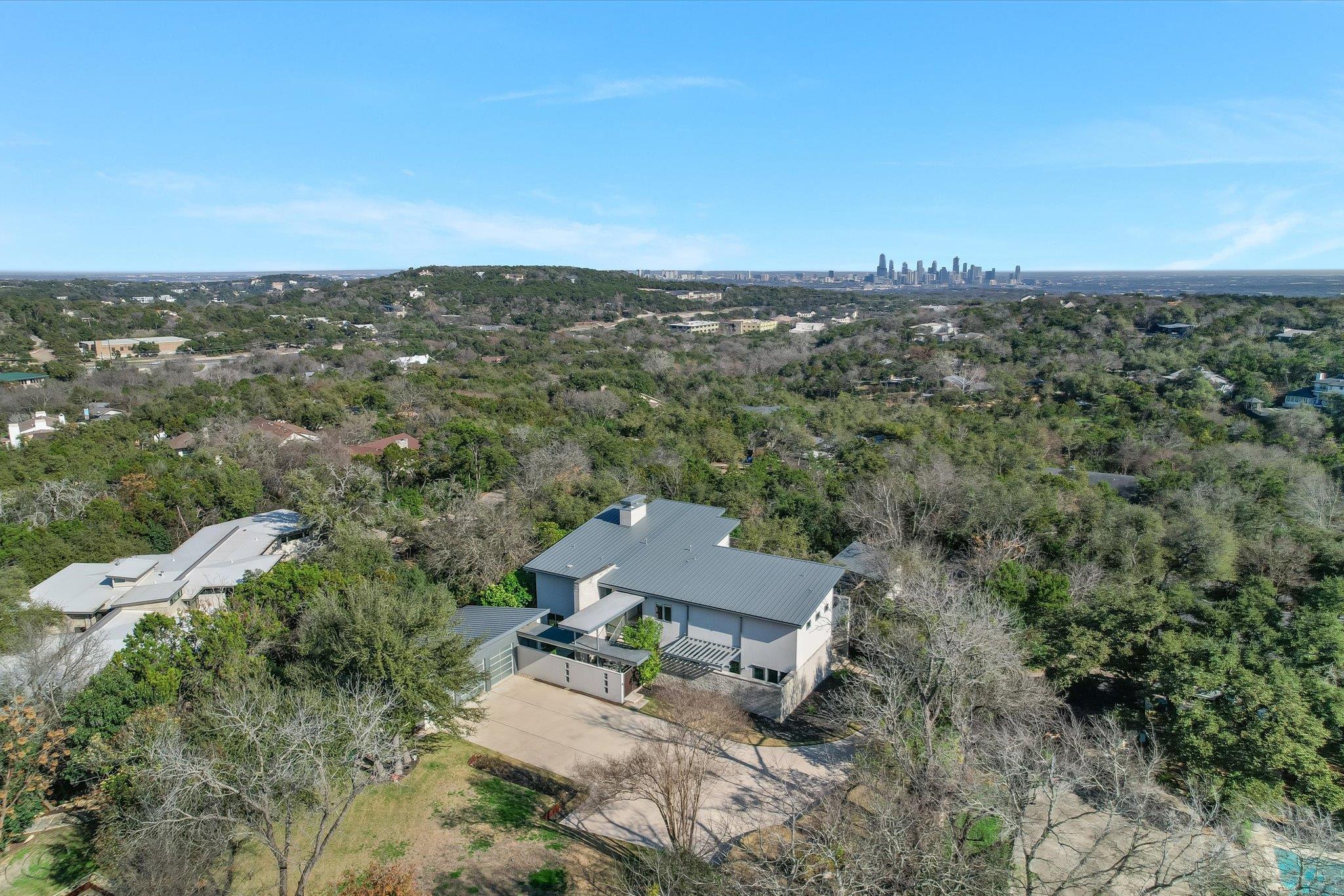 16 Sundown Pkwy, Austin, TX 78746