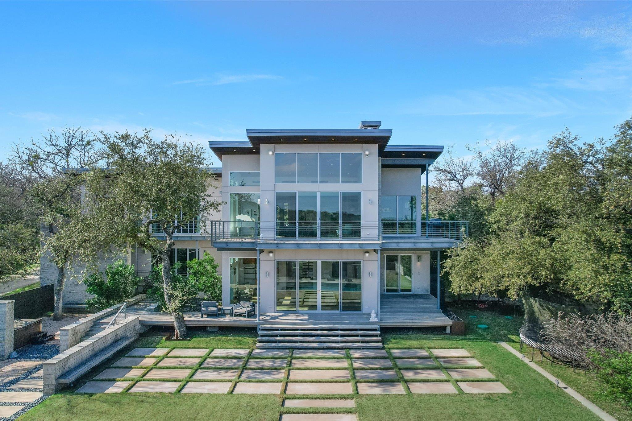 16 Sundown Pkwy, Austin, TX 78746