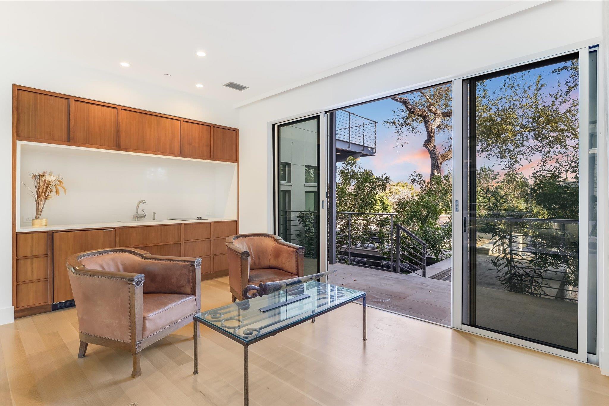 16 Sundown Pkwy, Austin, TX 78746