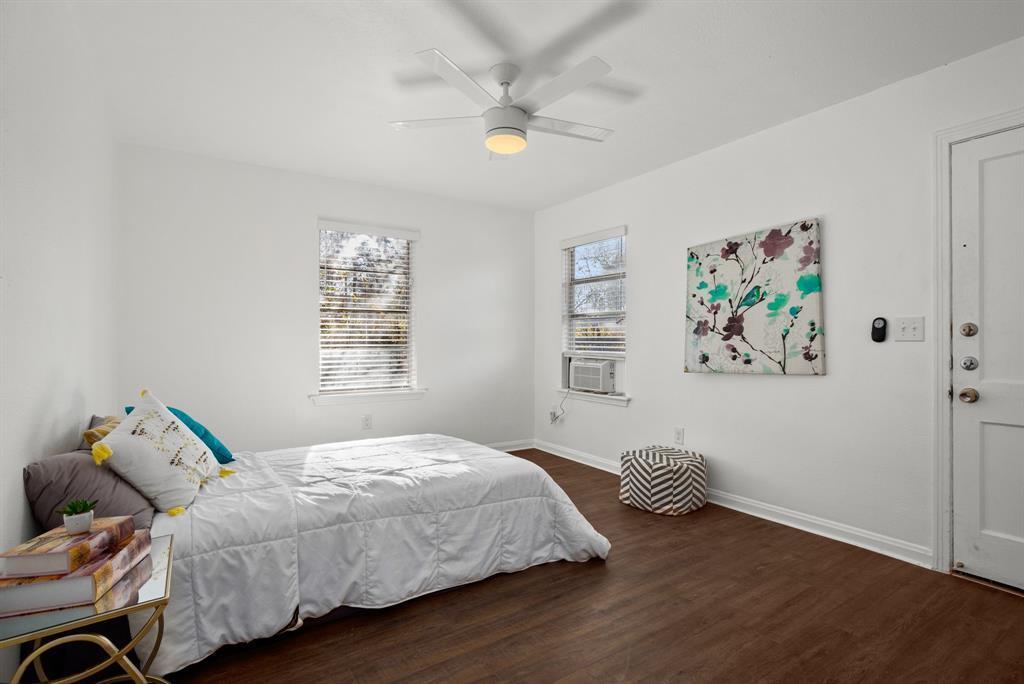 301 E 33rd St # 8, Austin, TX 78705