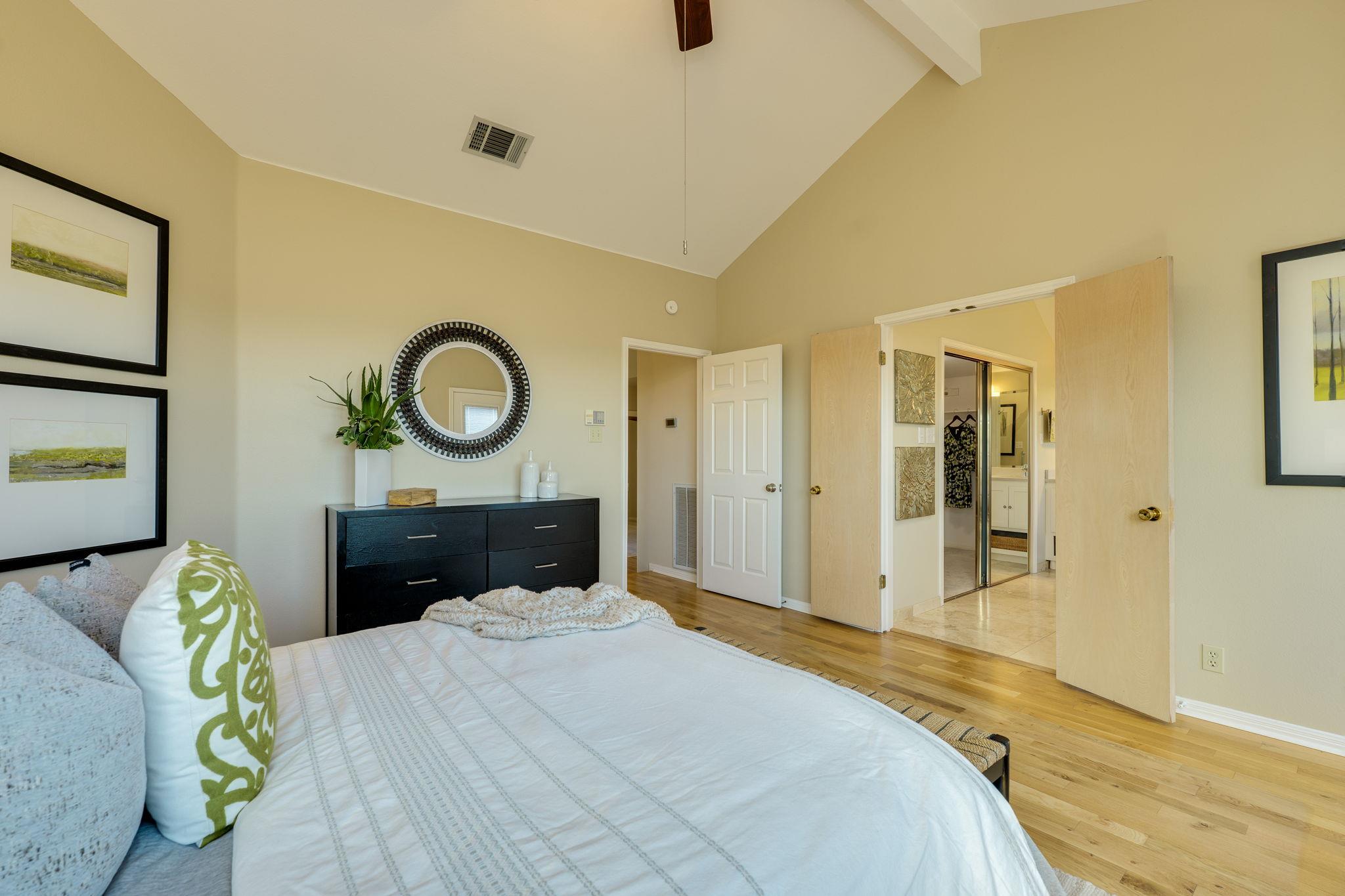 6703 Lakewood Point Cv, Austin, TX 78750