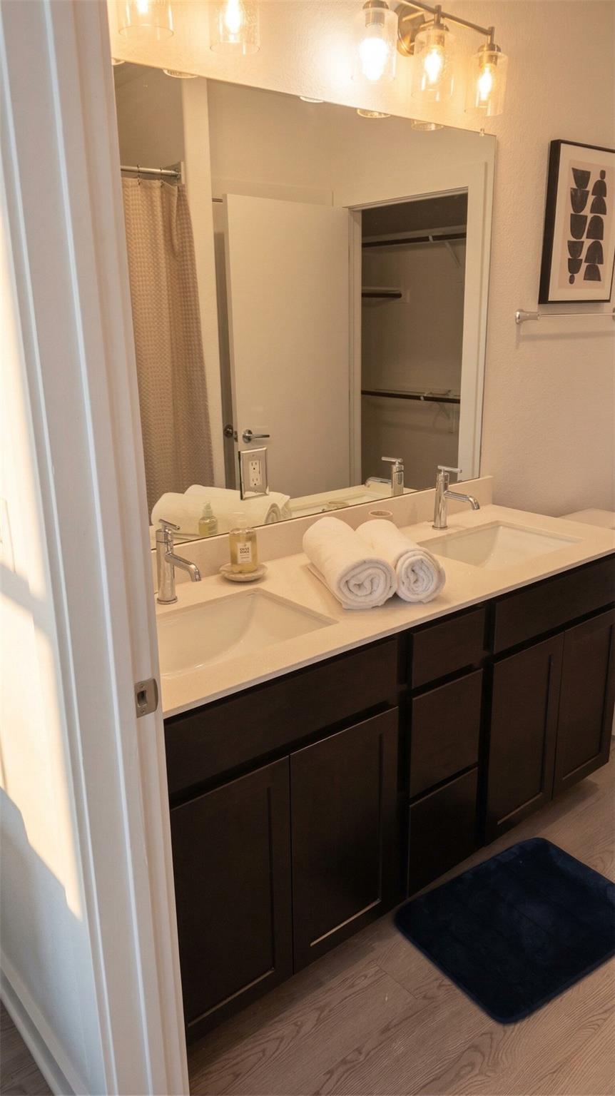 680 Naumann DR #A1 # A1, Leander, TX 78641