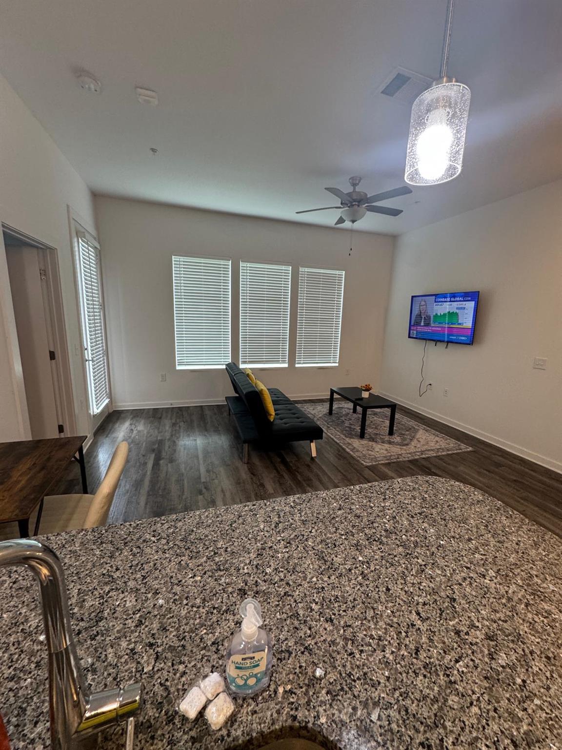 680 Naumann DR #A1 # A1, Leander, TX 78641