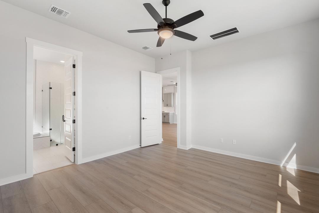 608 Leeland Drive, Liberty Hill, TX 78642