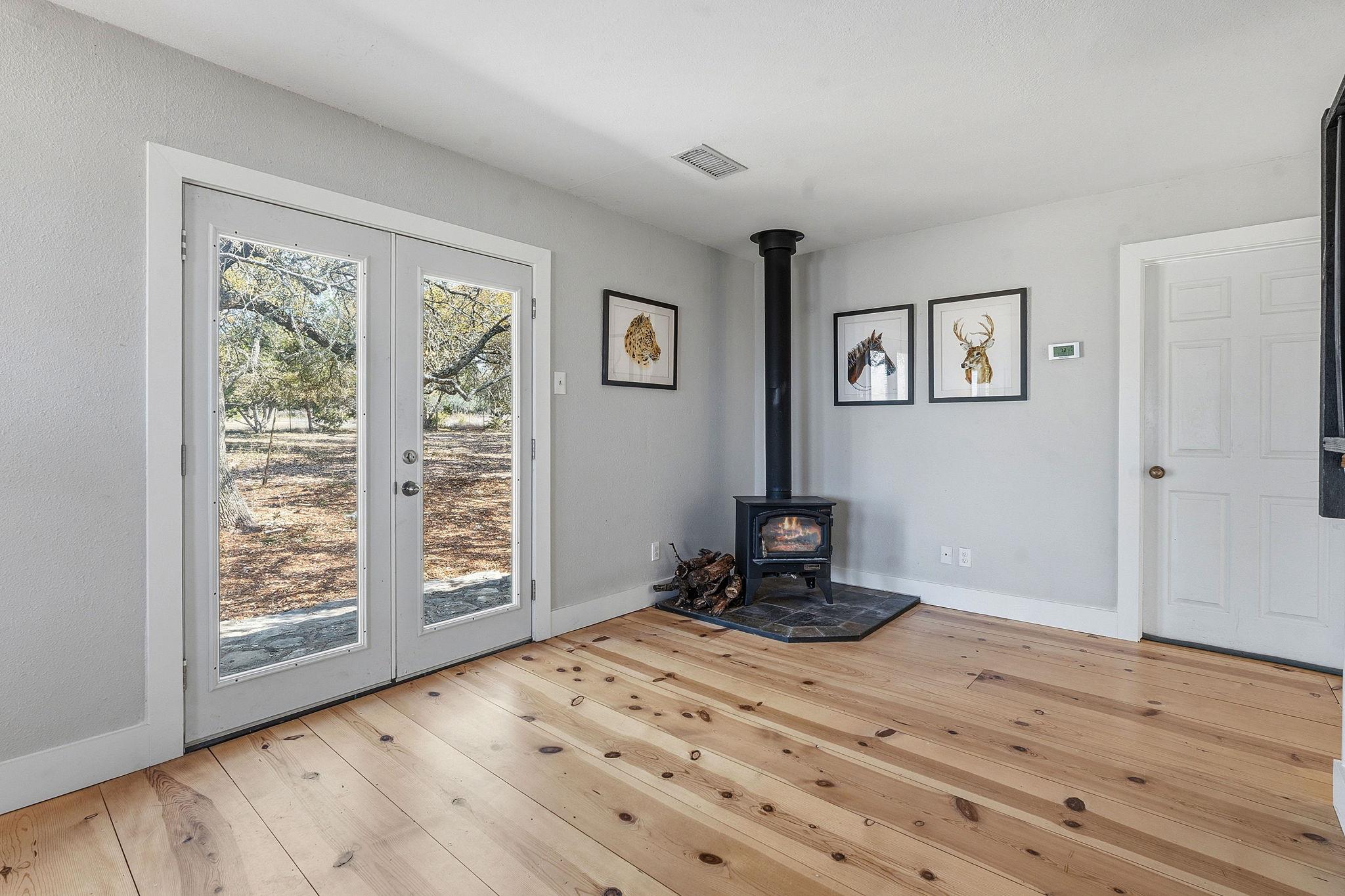 255 Rocky Creek Rd, Dripping Springs, TX 78620