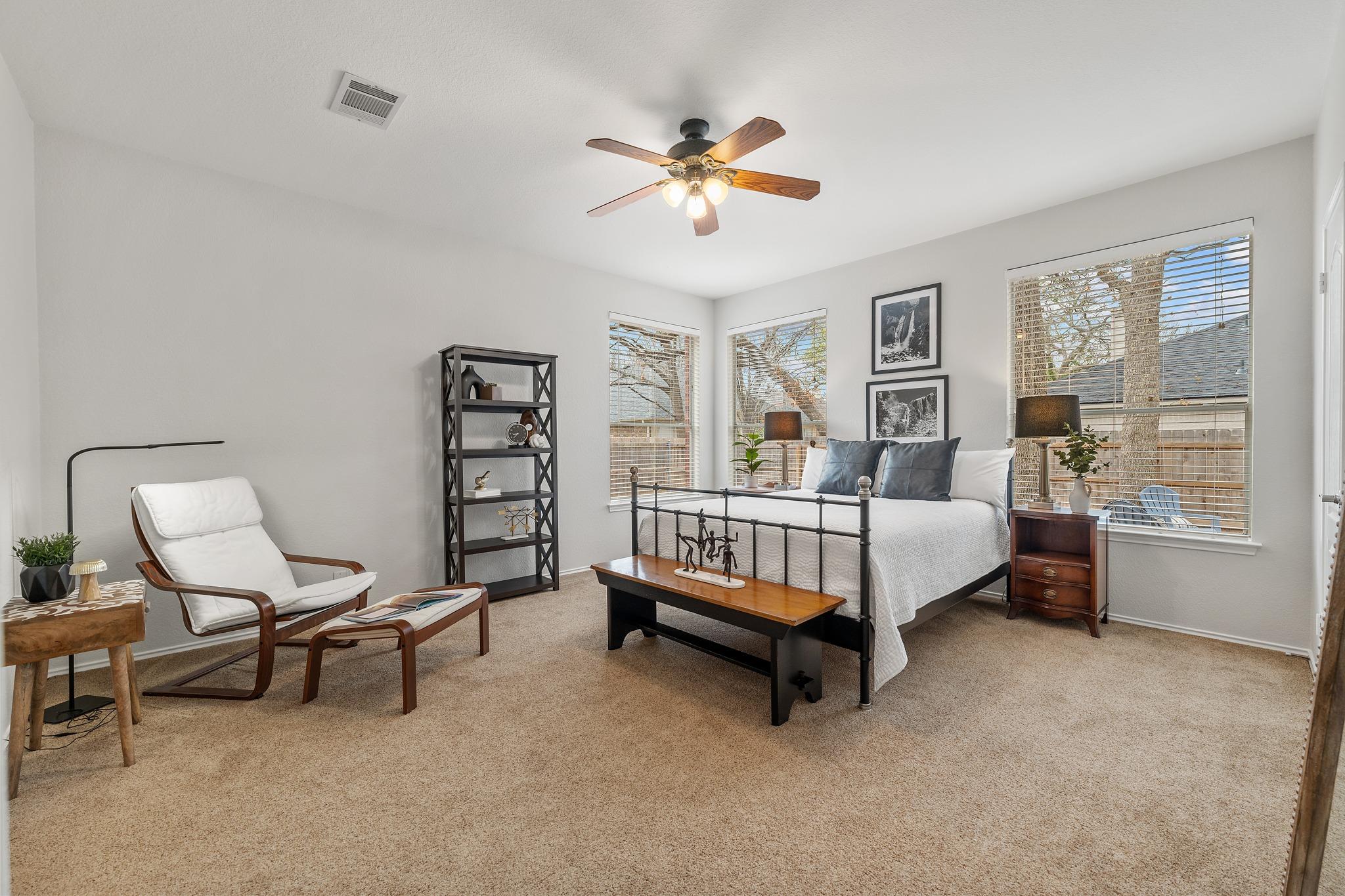 4223 Kingsburg Dr, Round Rock, TX 78681