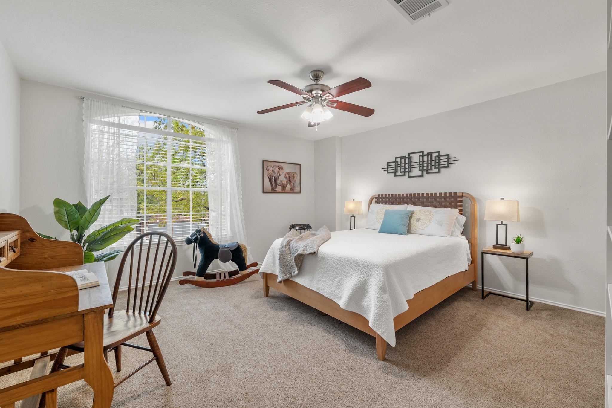 4223 Kingsburg Dr, Round Rock, TX 78681