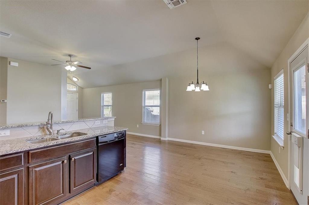 2005 Alyssas Dr, Manchaca, TX 78652