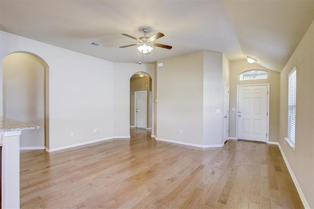 2005 Alyssas Dr, Manchaca, TX 78652