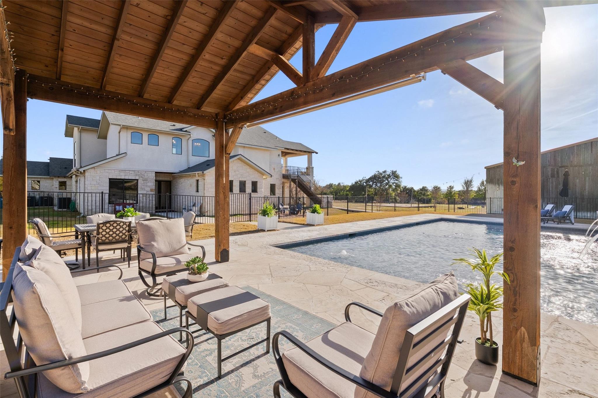 7220 Creek Rd, Dripping Springs, TX 78620