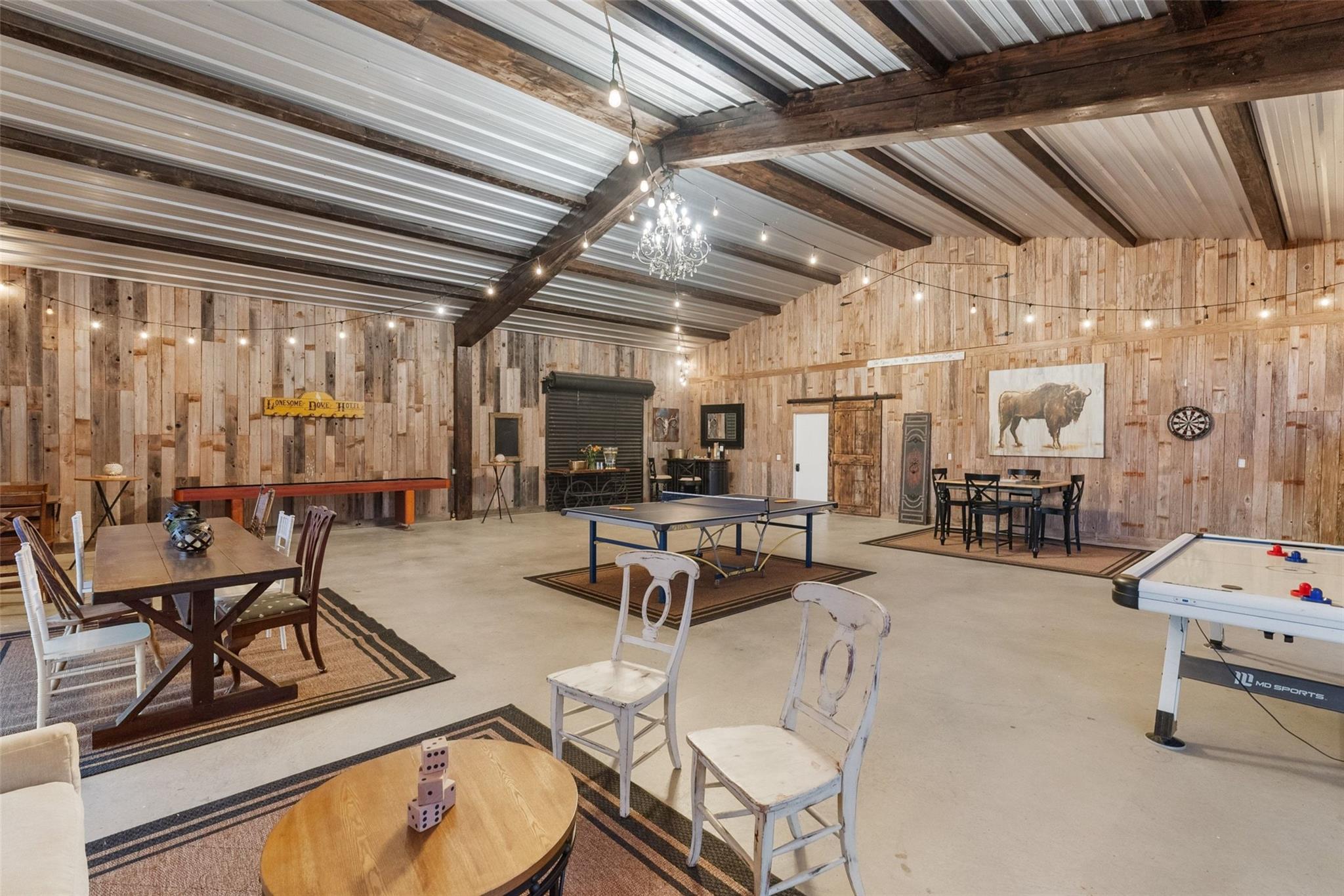 7220 Creek Rd, Dripping Springs, TX 78620