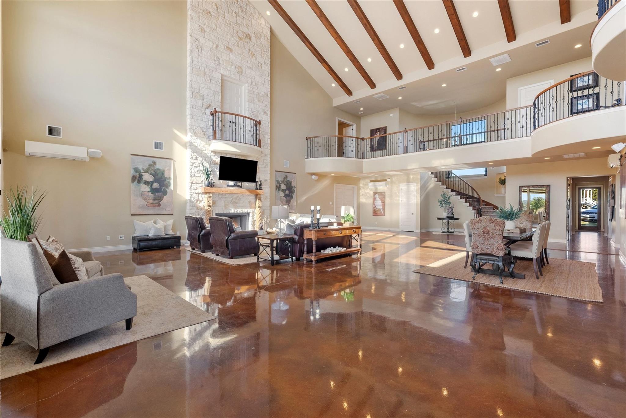 7220 Creek Rd, Dripping Springs, TX 78620