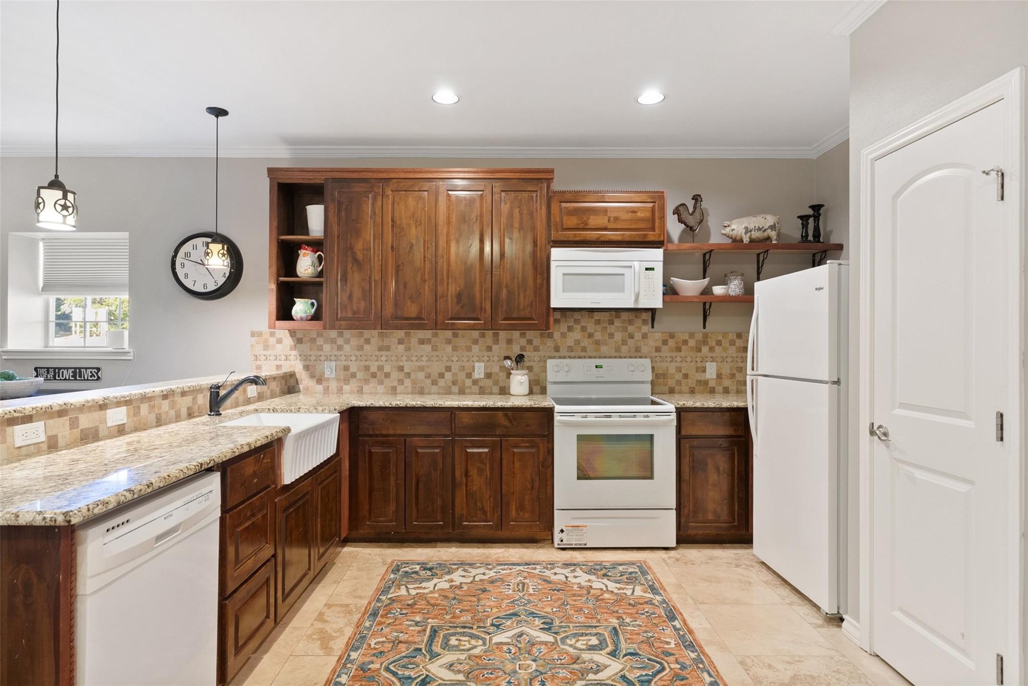 7220 Creek Rd, Dripping Springs, TX 78620